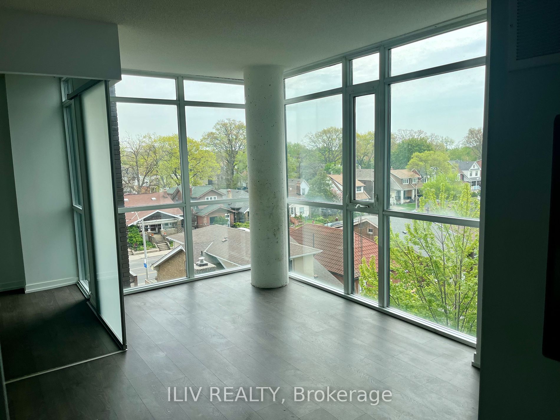 2055 Danforth Ave, #508