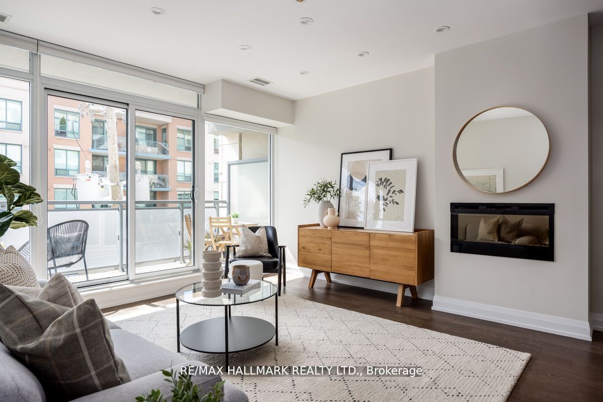 200 Woodbine Avenue, #304