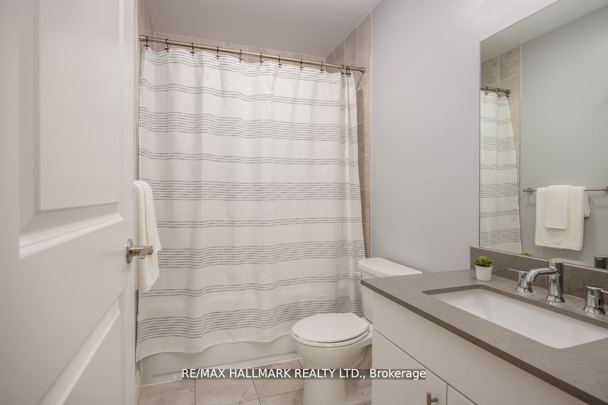 200 Woodbine Avenue, #304