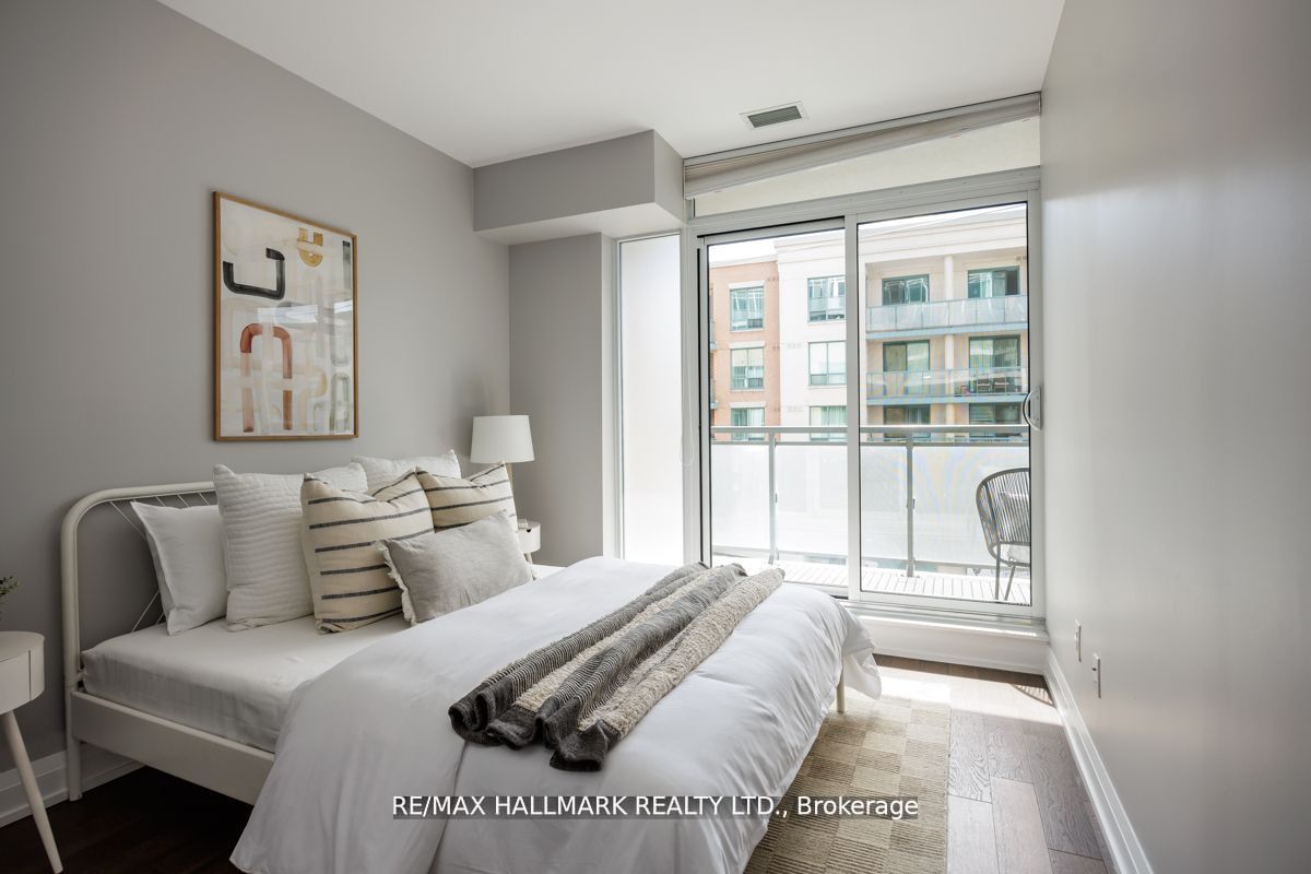 200 Woodbine Avenue, #304
