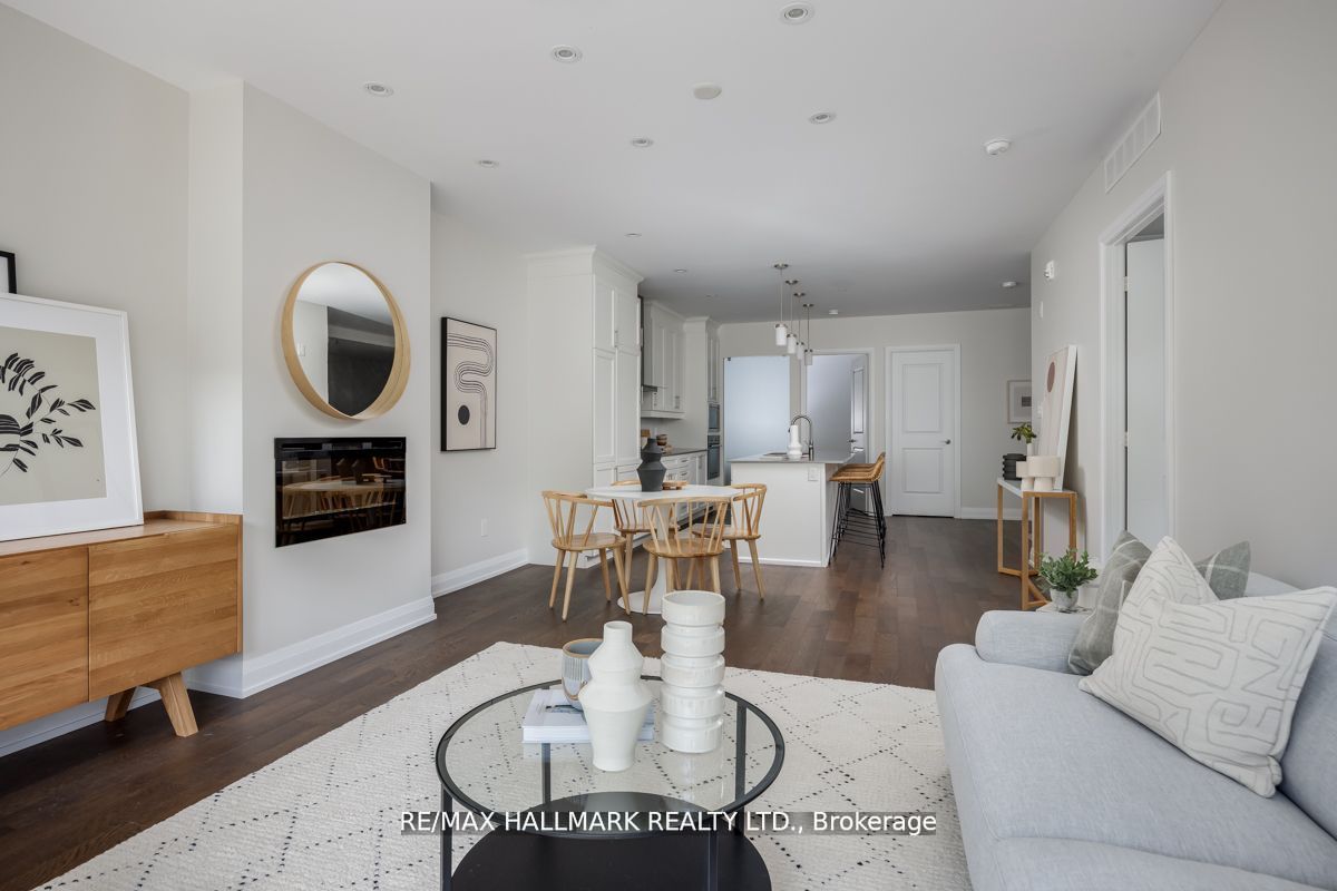 200 Woodbine Avenue, #304