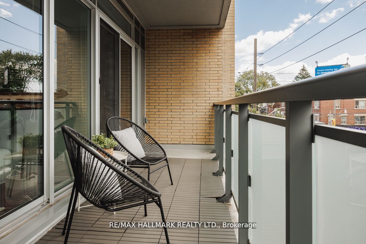 200 Woodbine Avenue, #304
