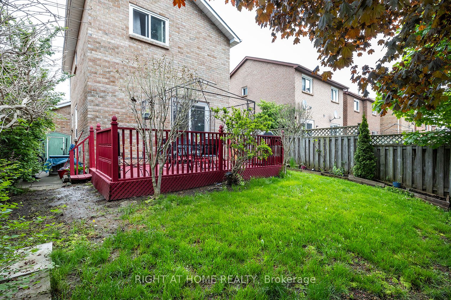 18 Tipton Crescent