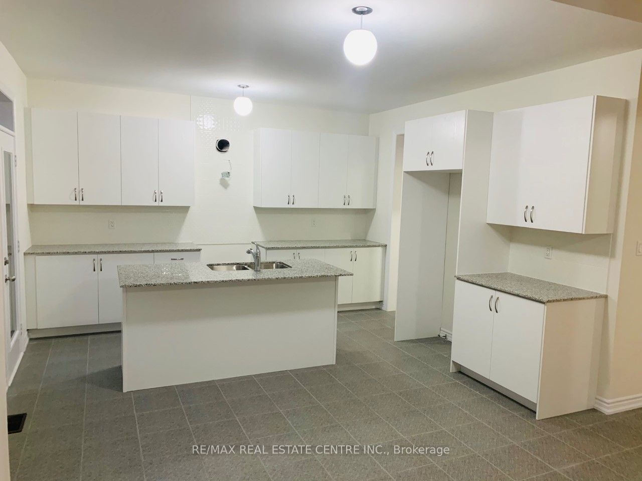 21 Whitefish Street #Upper