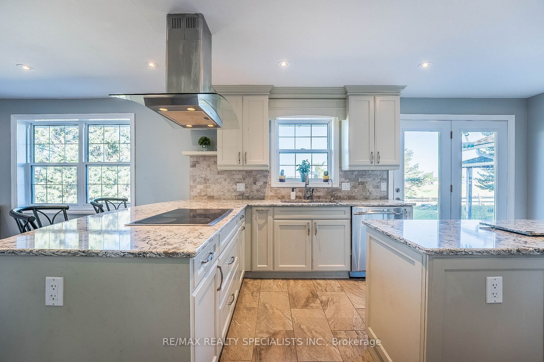 14201 Mclaughlin Rd