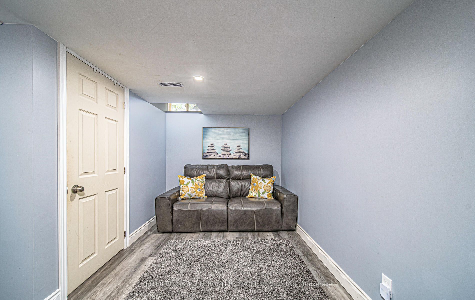 988 Southport Drive