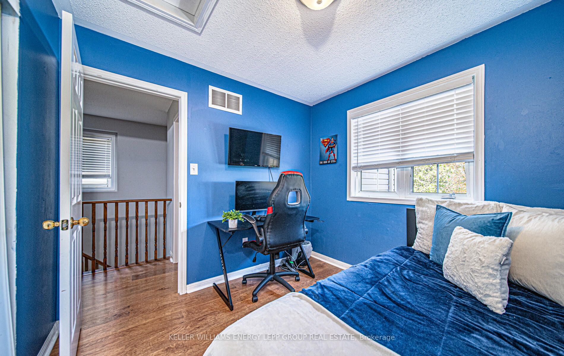 988 Southport Drive