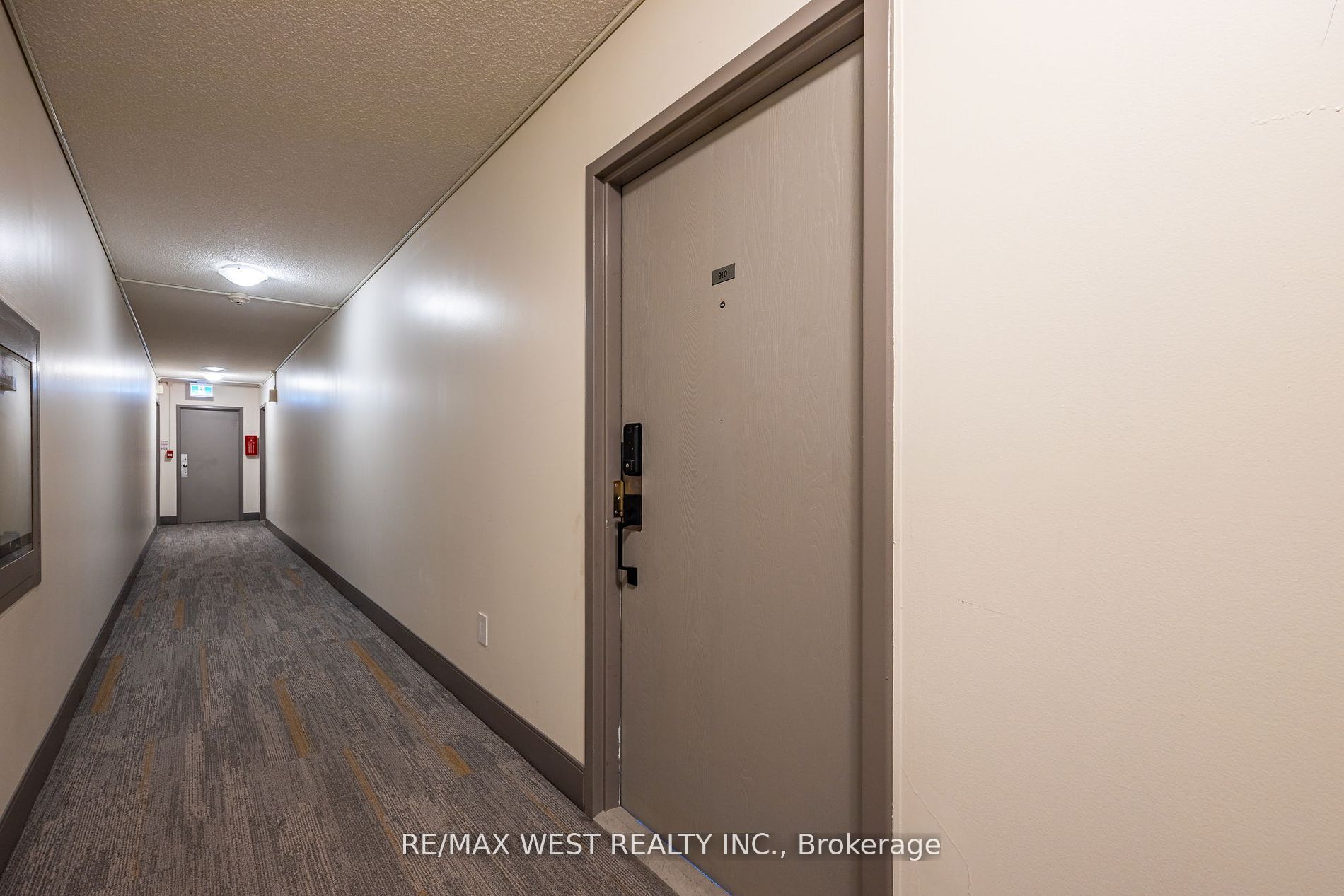 1210 Radom Street, #910