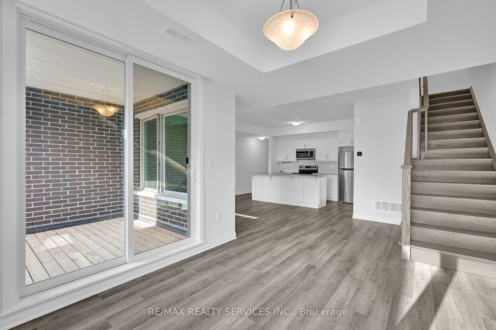 1034 Reflection Place, #406