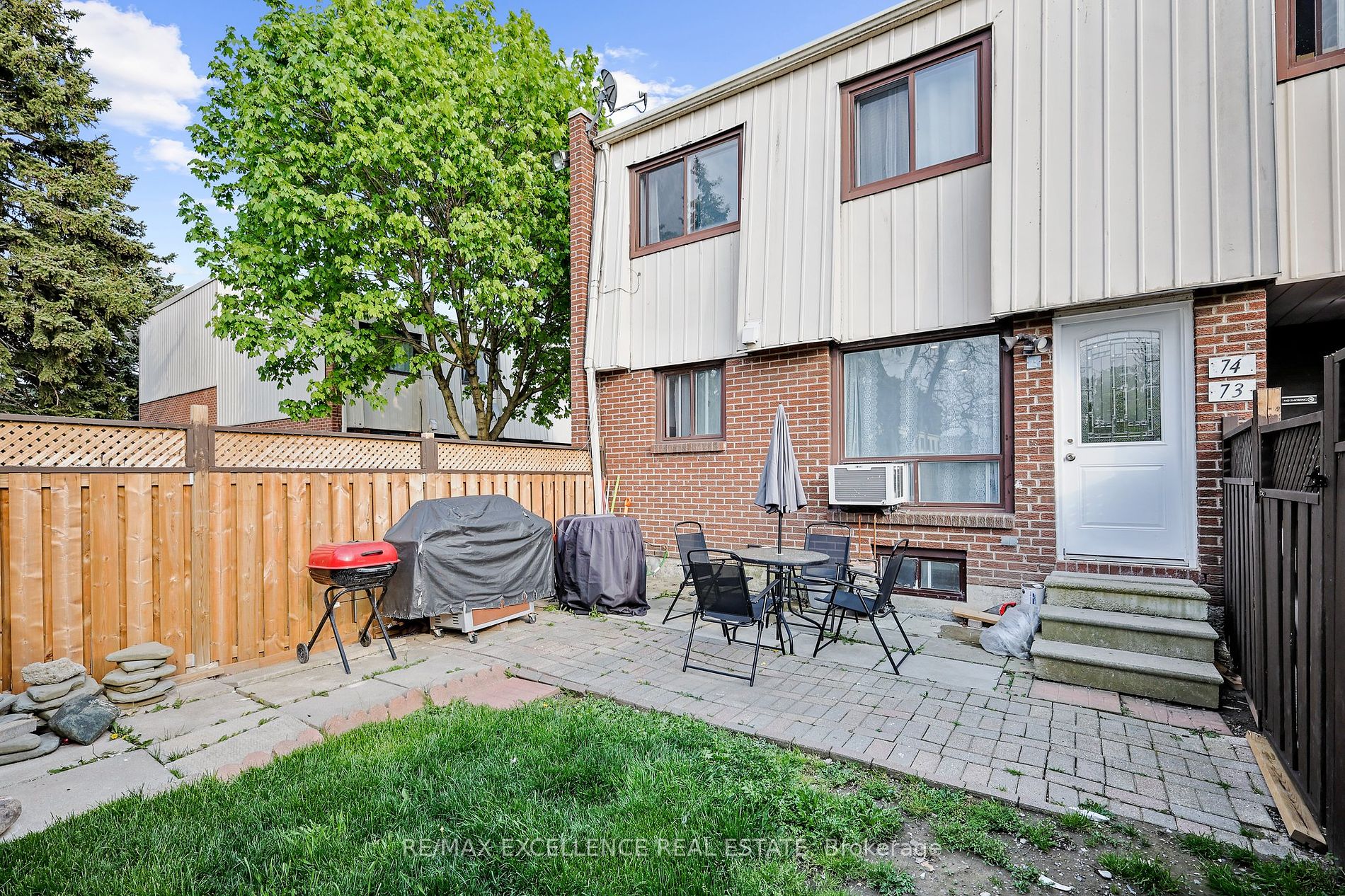 1100 Oxford Street, #73