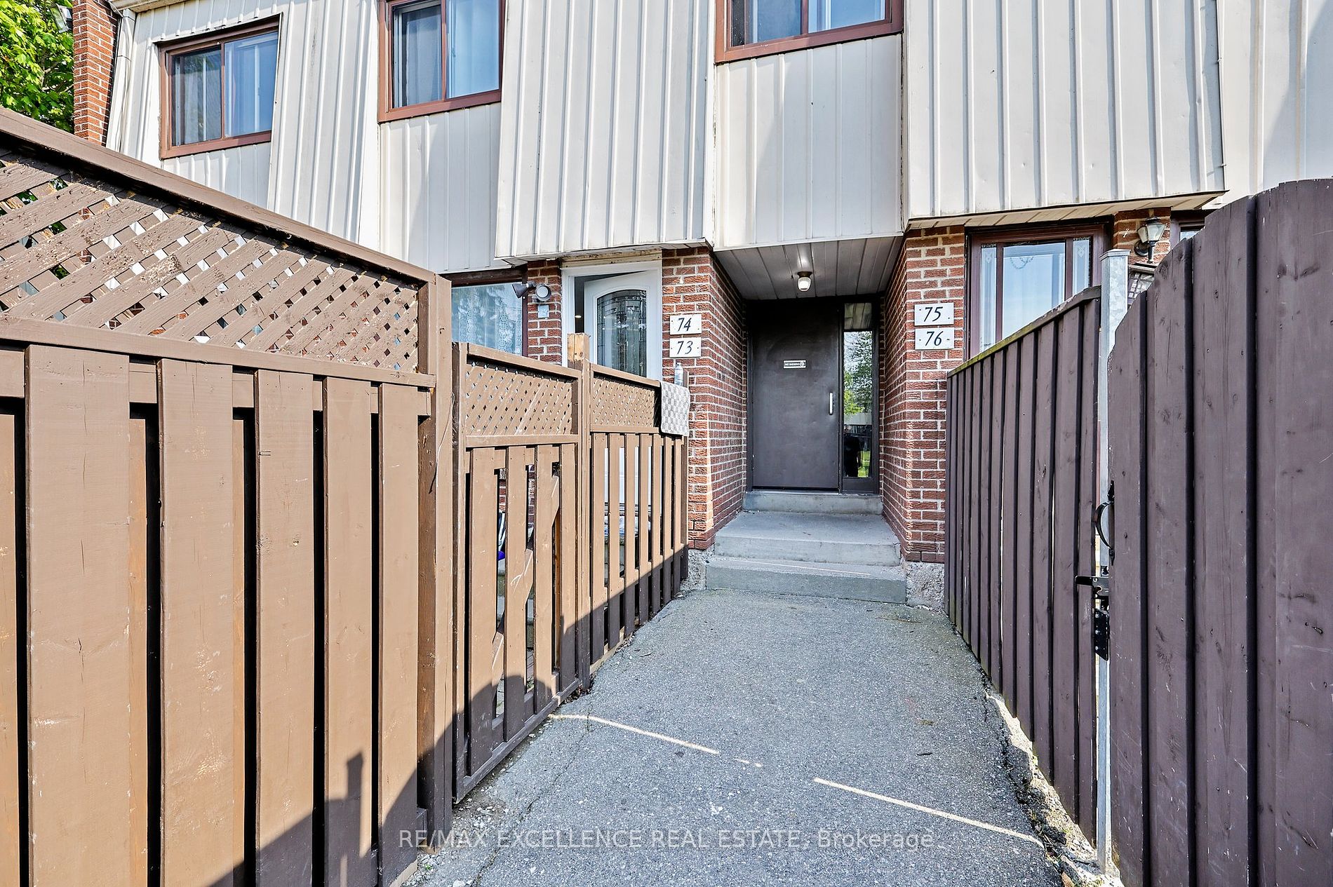1100 Oxford Street, #73