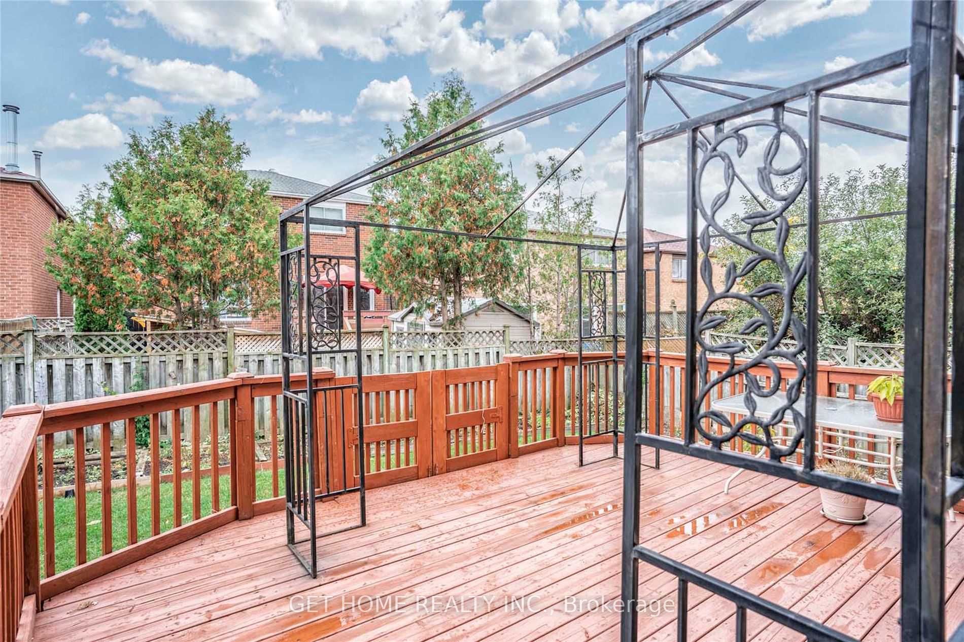 11 Grayson Crescent, #Bsmt