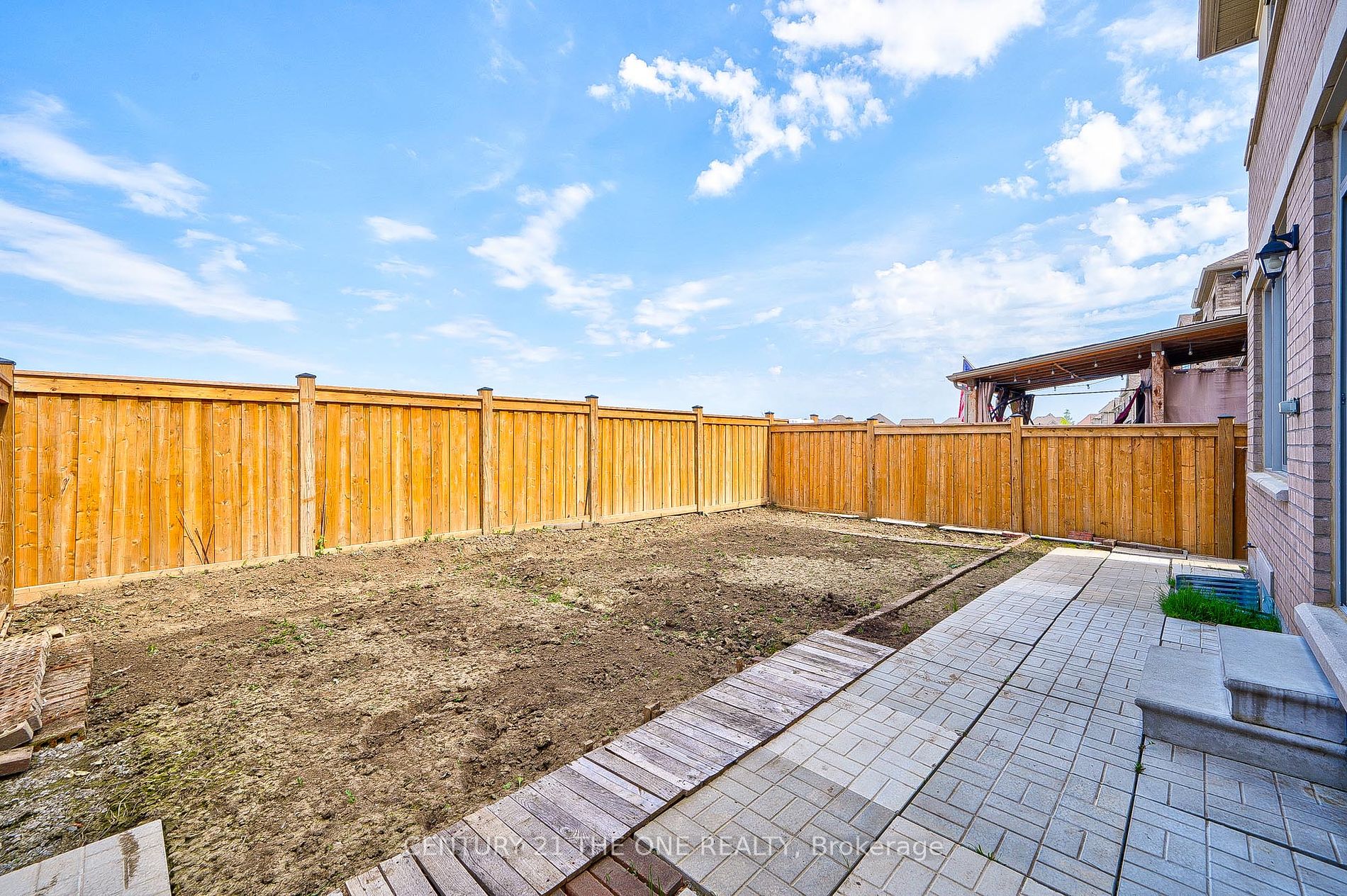 37 Maskell Cres
