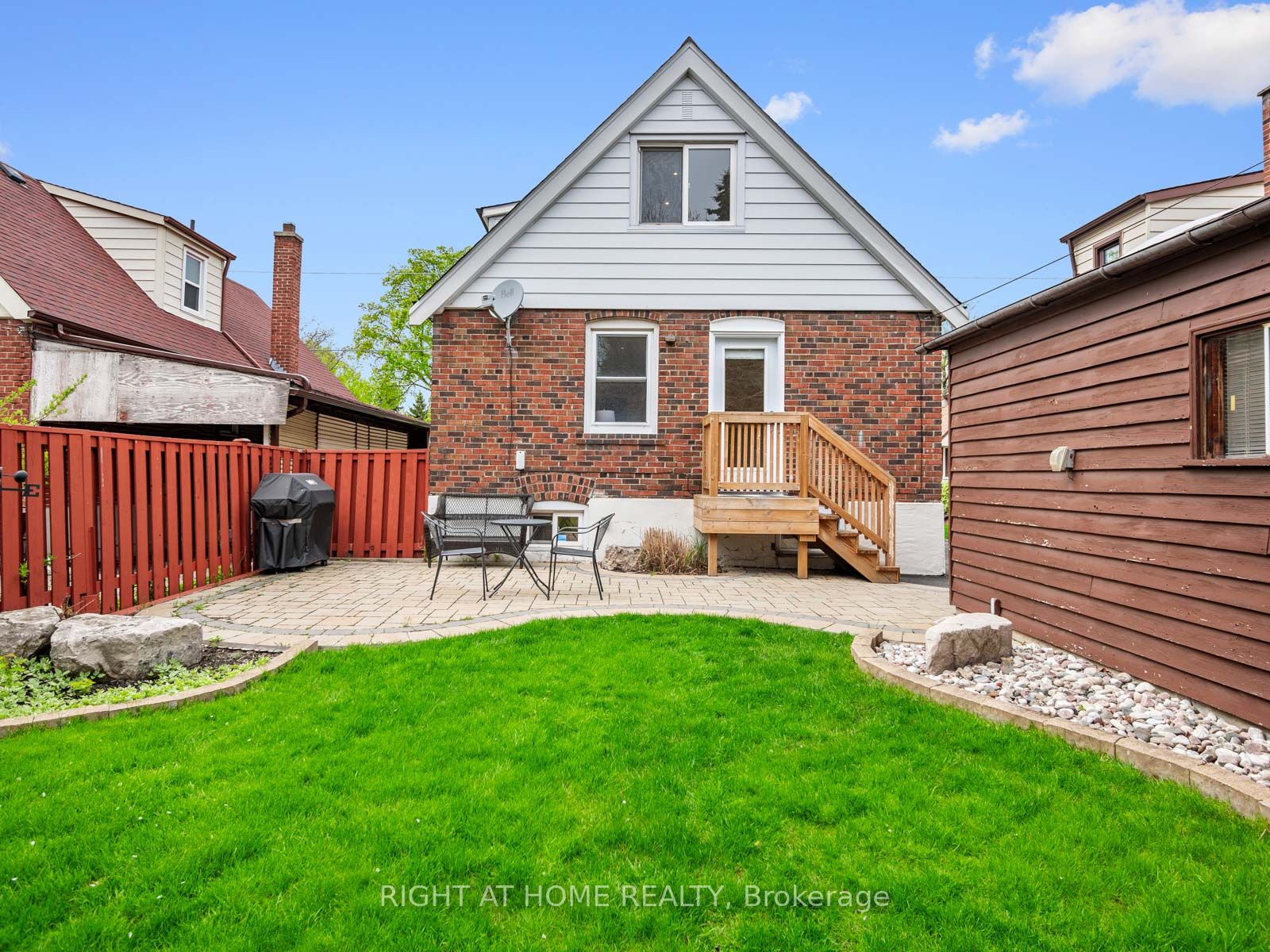 49 Amsterdam Avenue