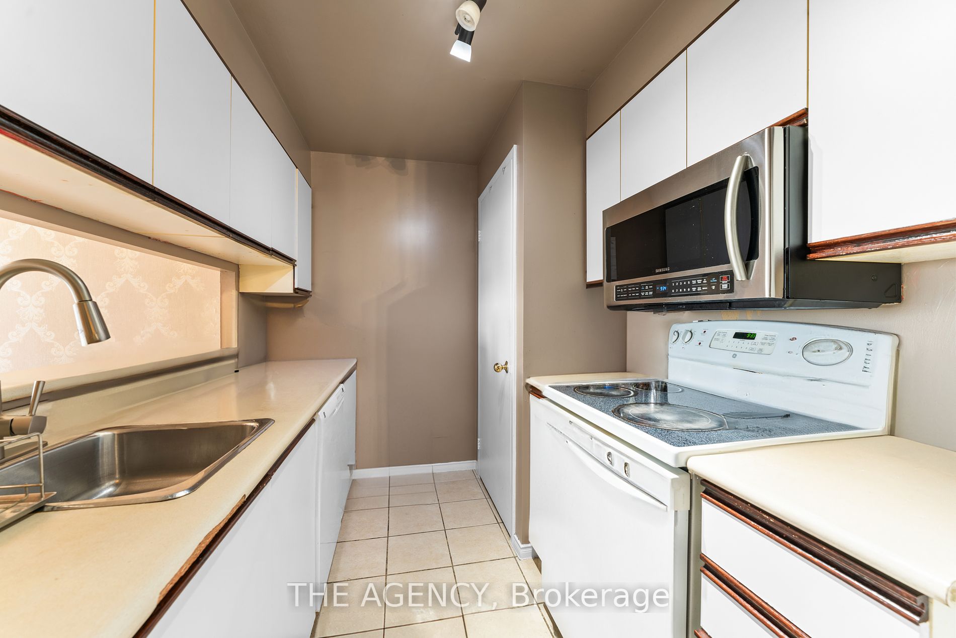 90 Dale Ave, #1203