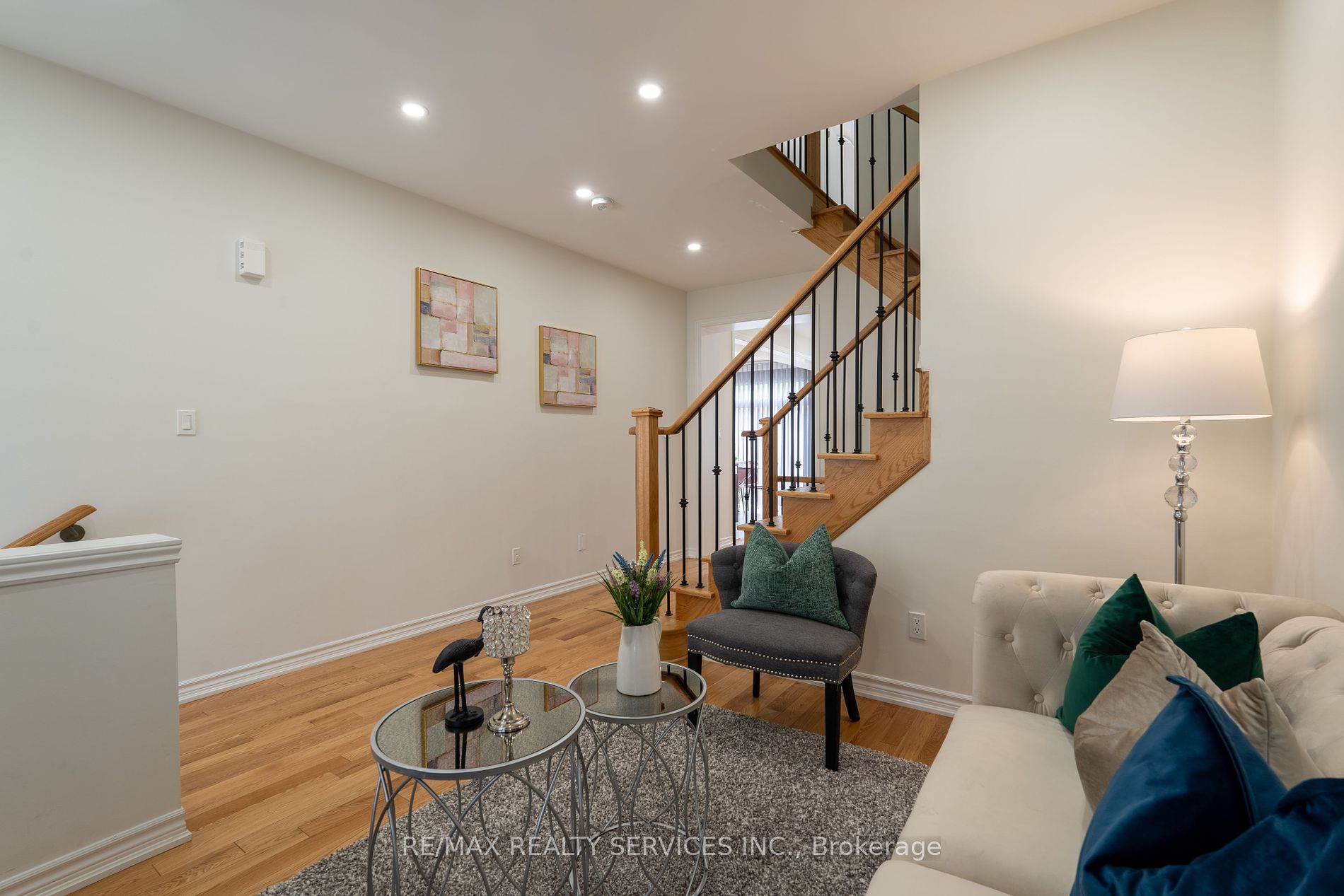 24 Hickling Lane