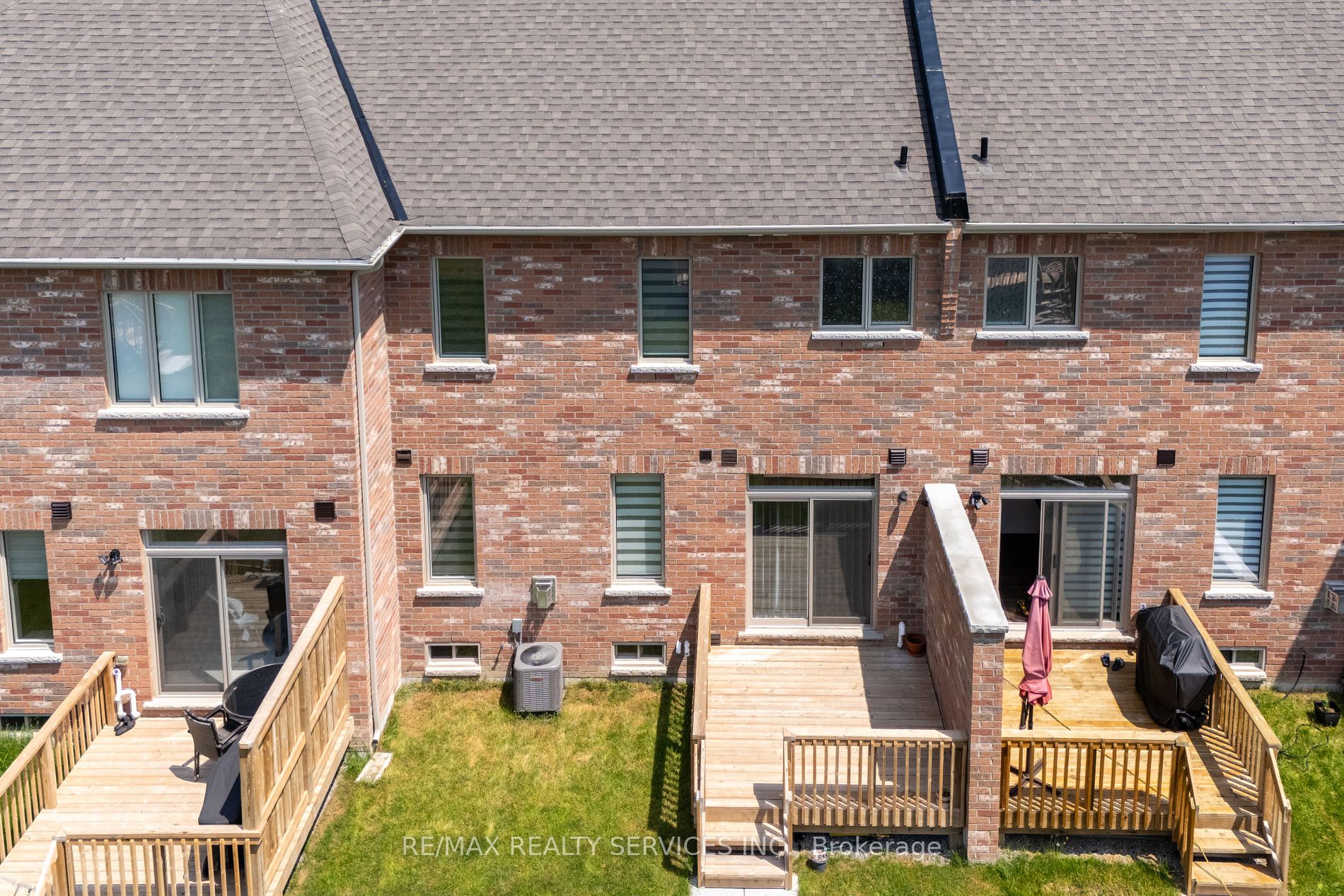 24 Hickling Lane