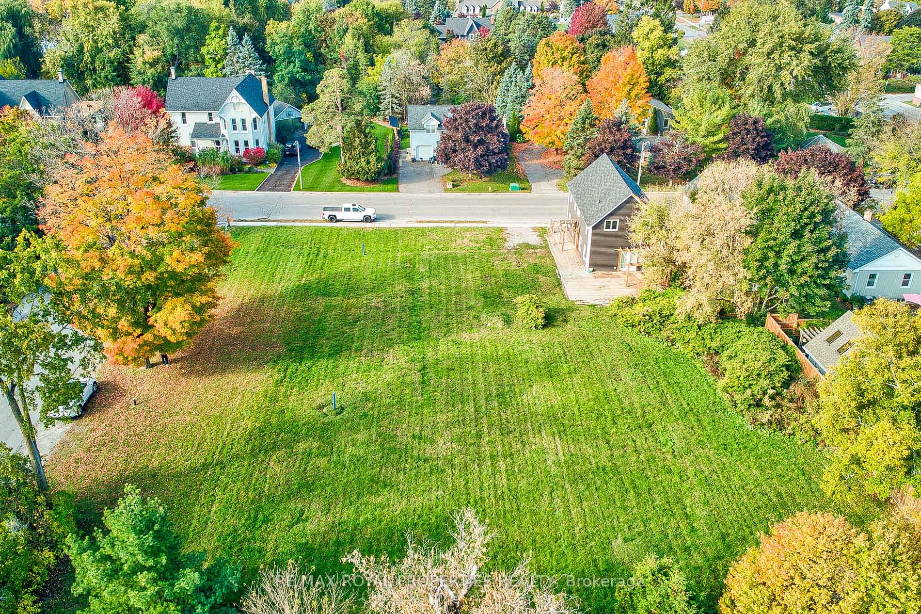 4973 Old Brock Rd
