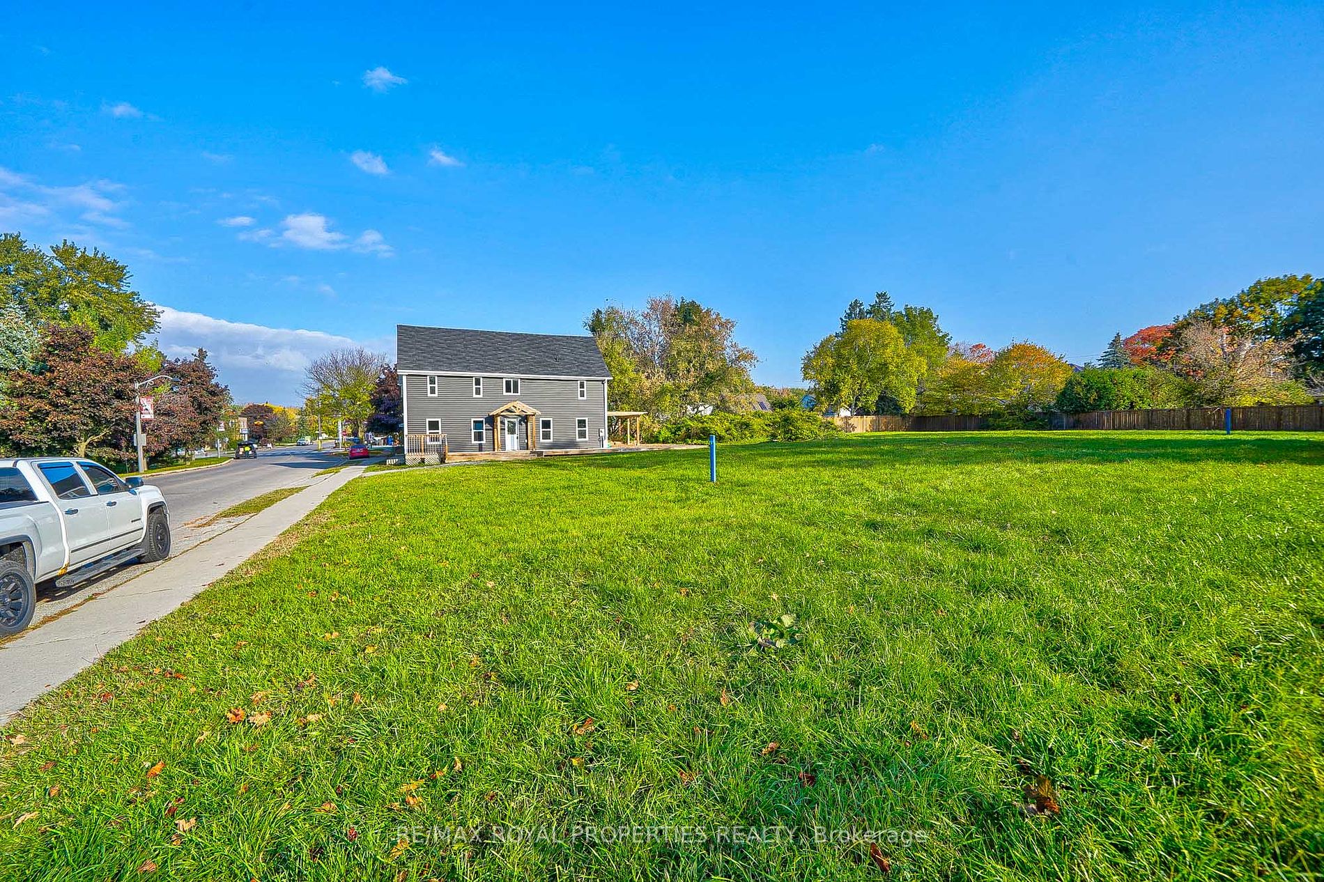 4973 Old Brock Rd