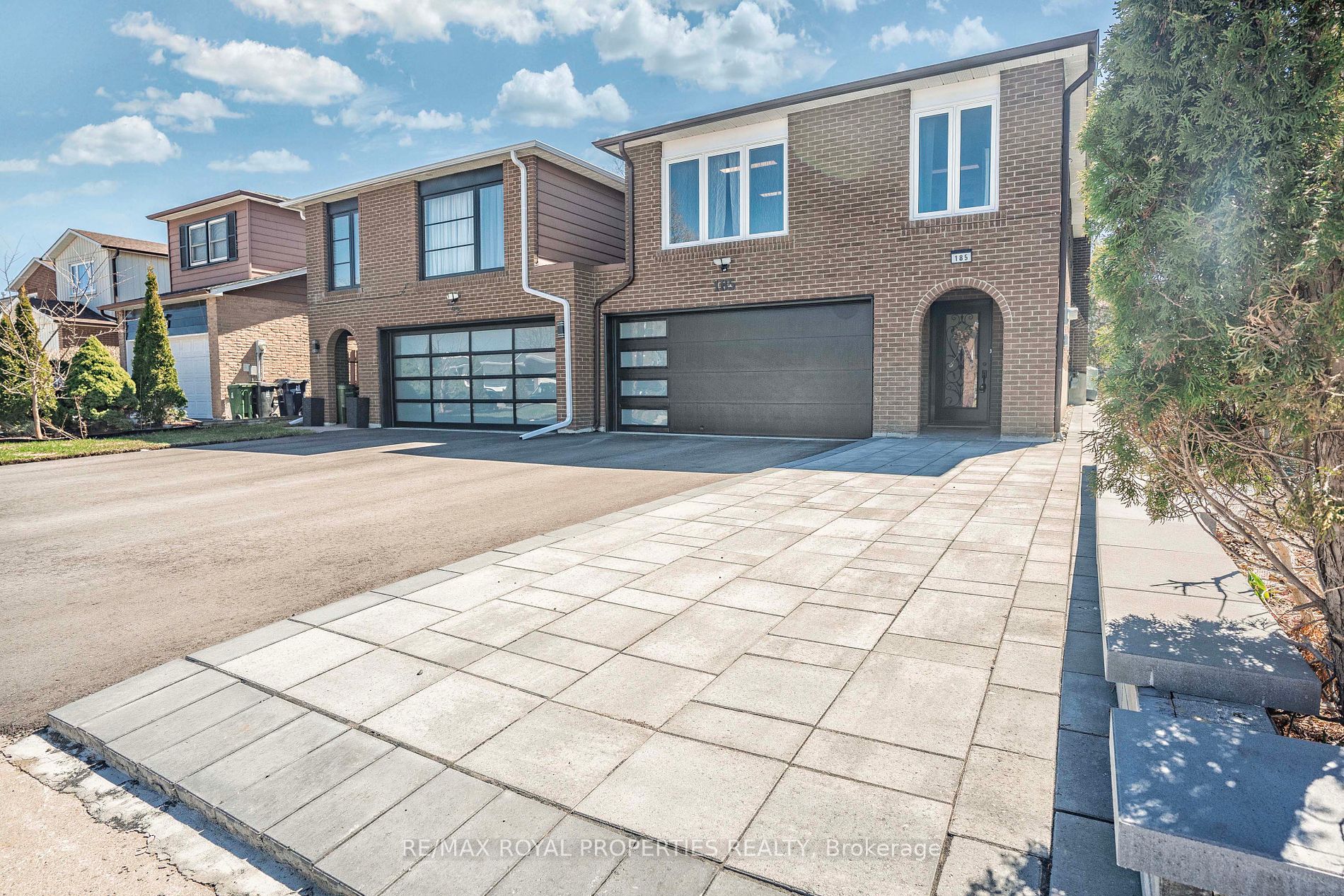 185 Braymore Boulevard