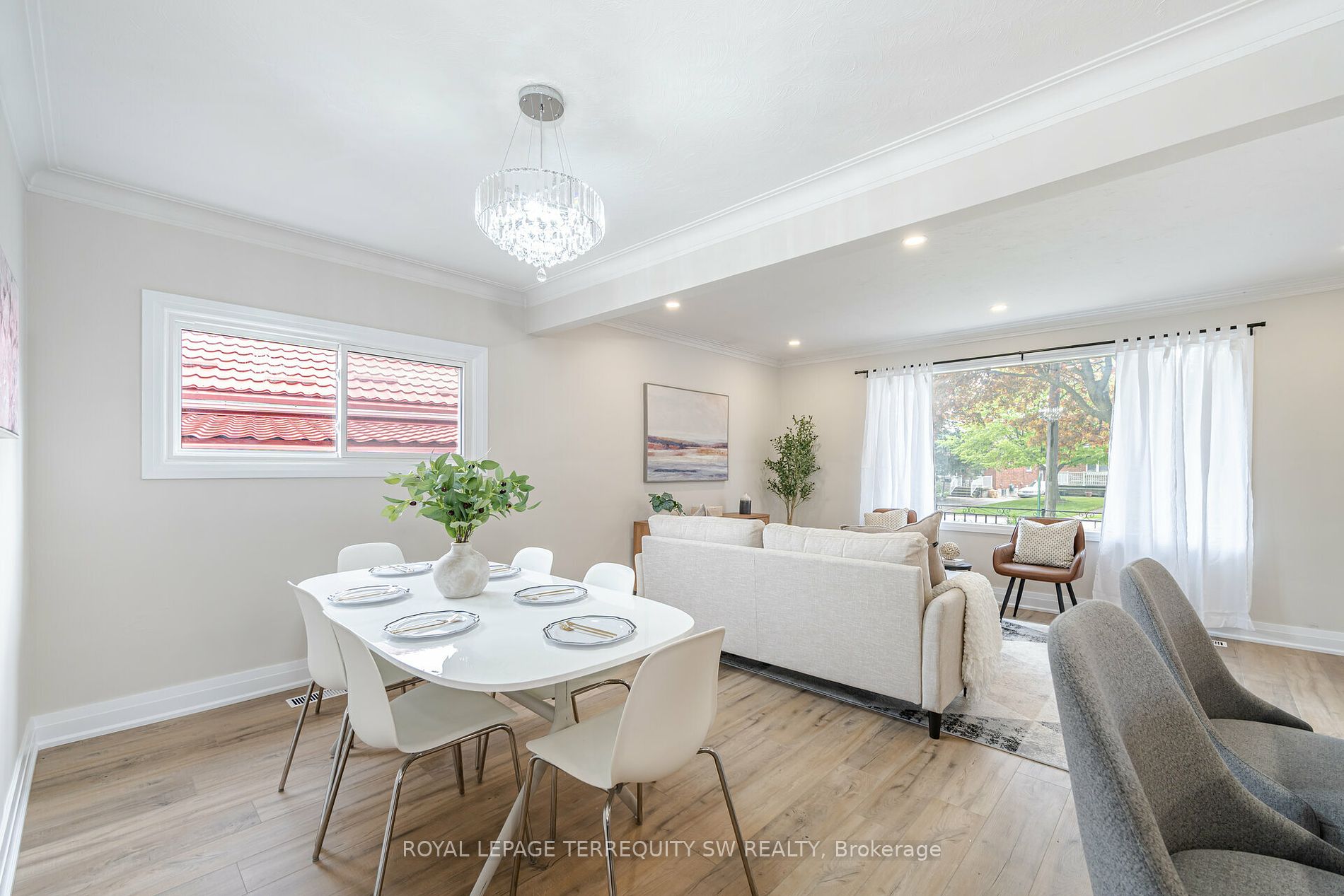 216 Flora Drive