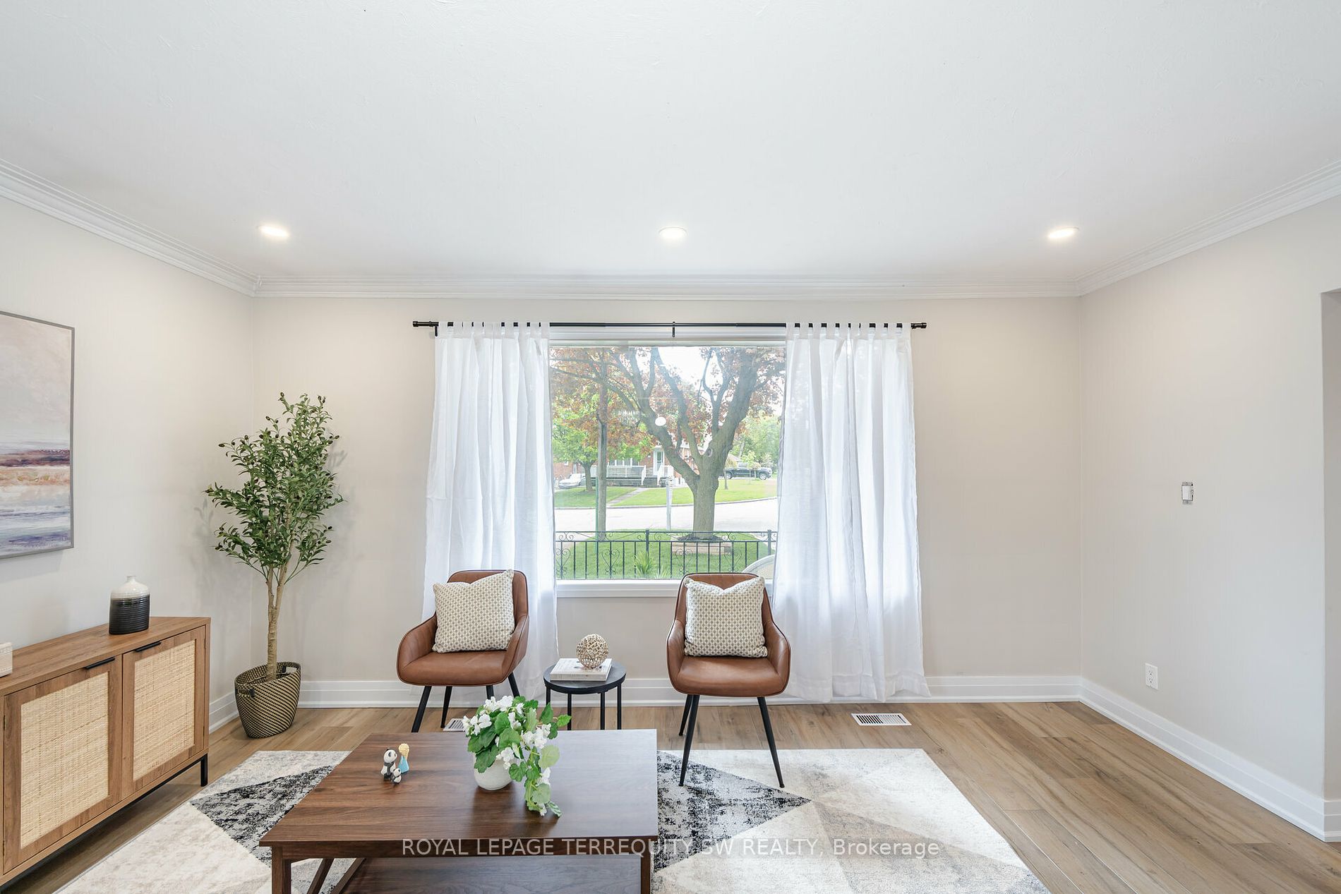 216 Flora Drive