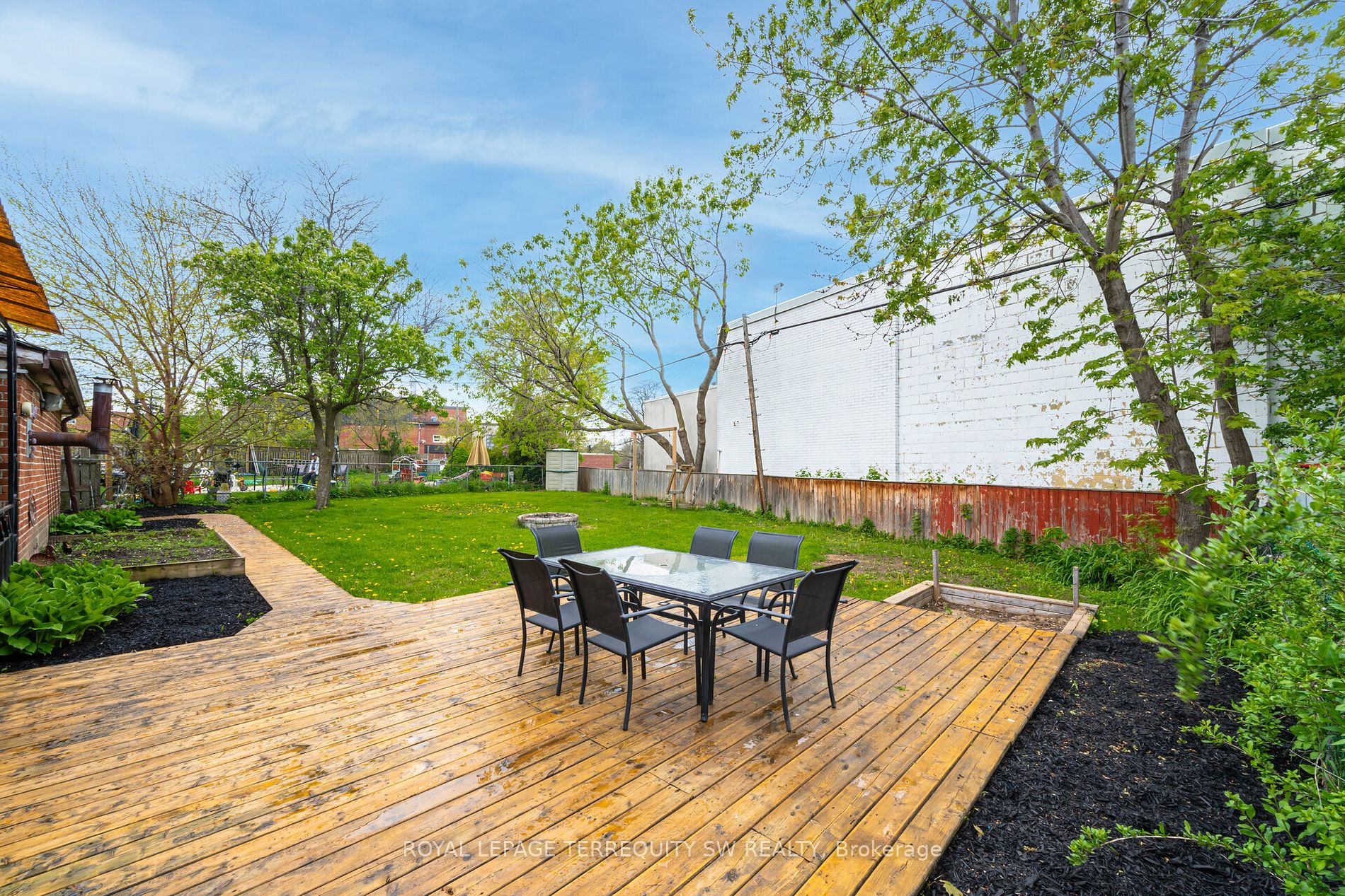 216 Flora Drive