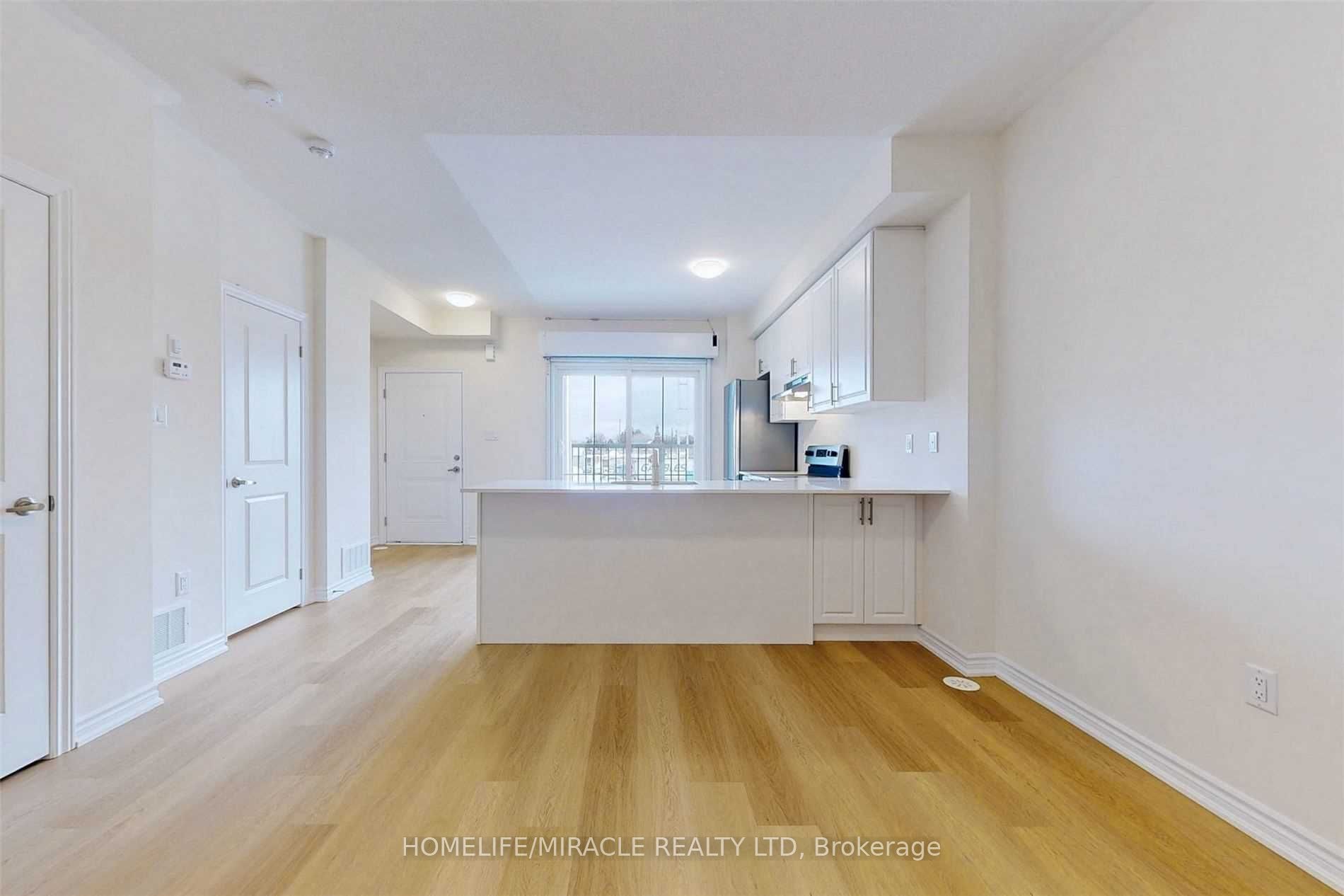 470 Beresford Path, #14