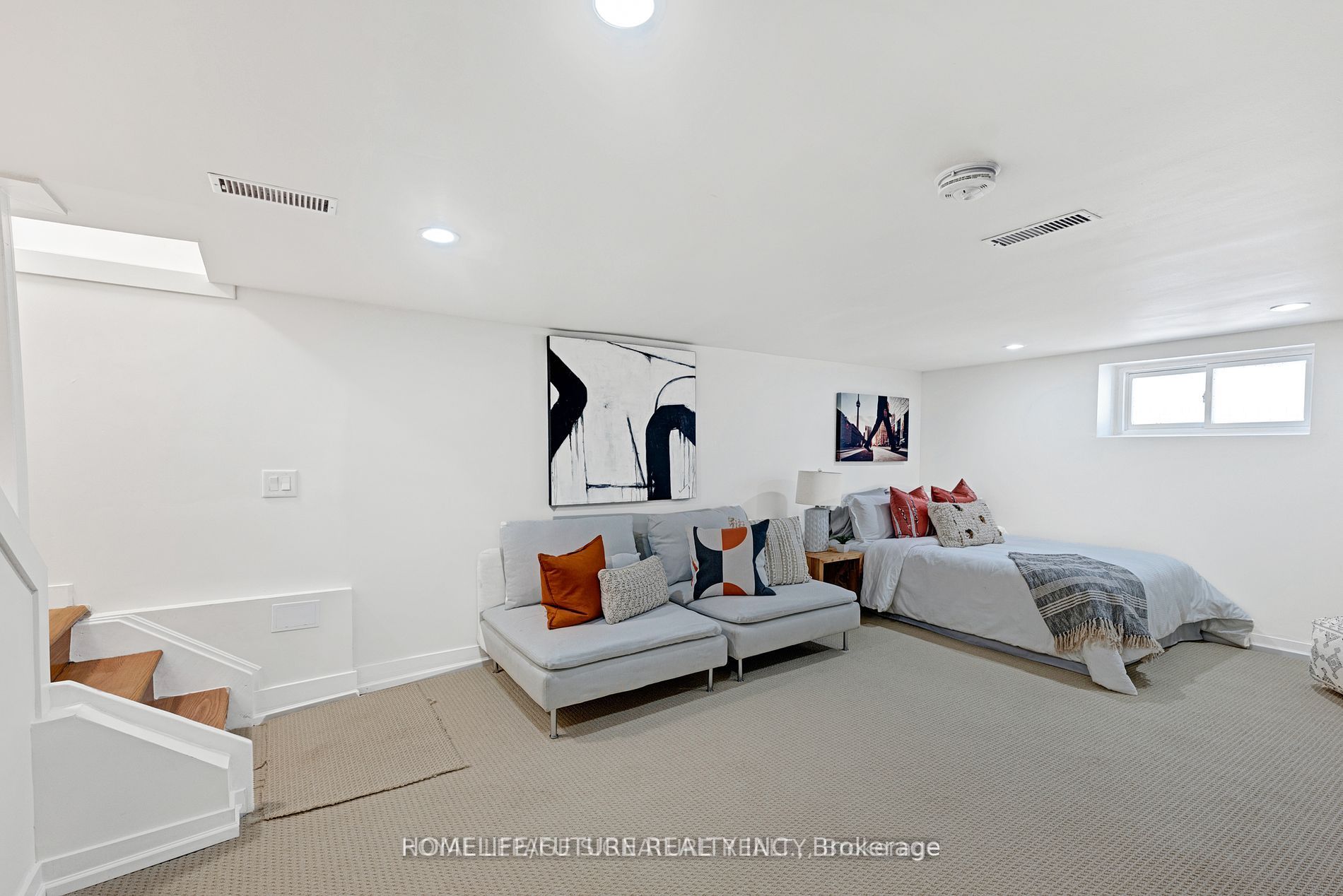 92 Adelaide Avenue E, #Unit 1
