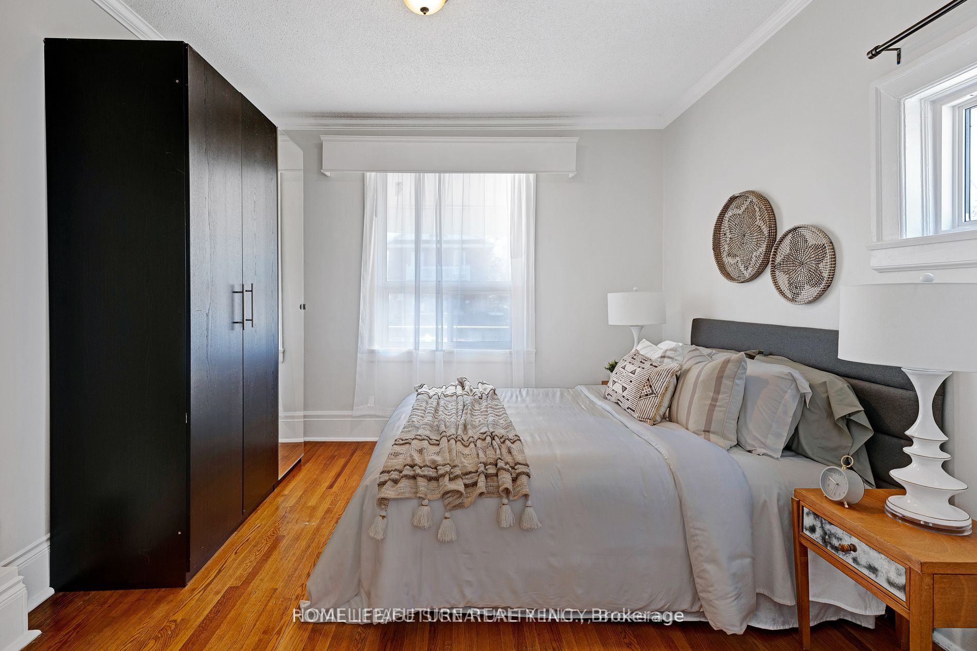 92 Adelaide Avenue E, #Unit 1