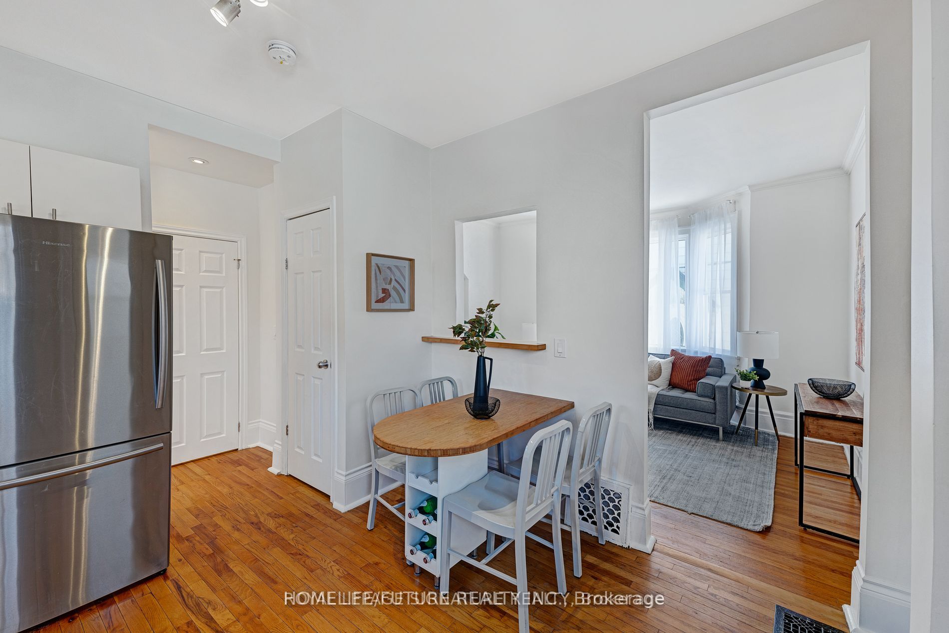 92 Adelaide Avenue E, #Unit 1