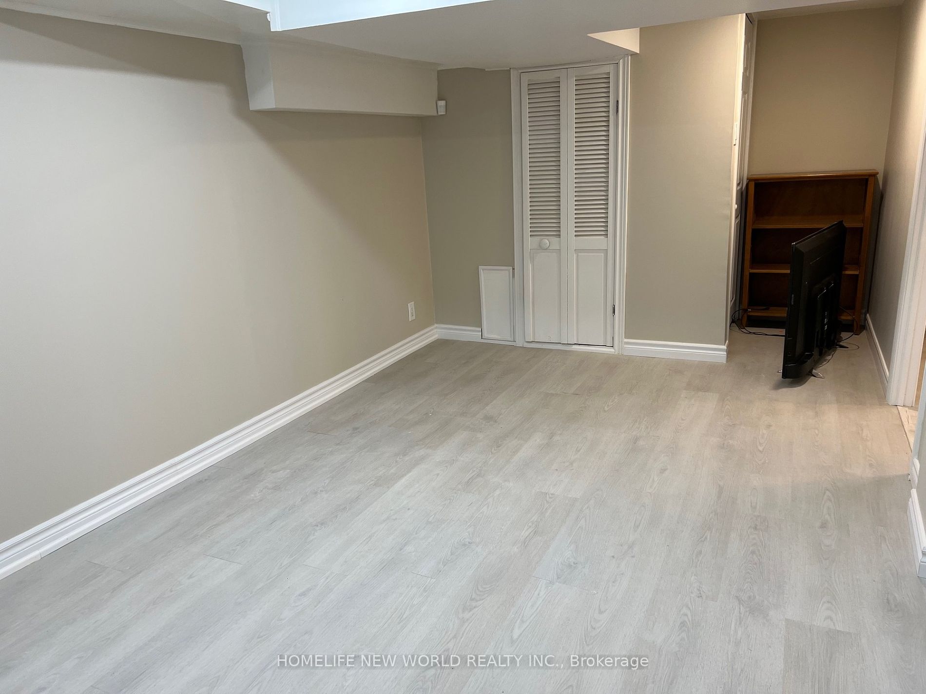 2 Bramber Road, #BSMT