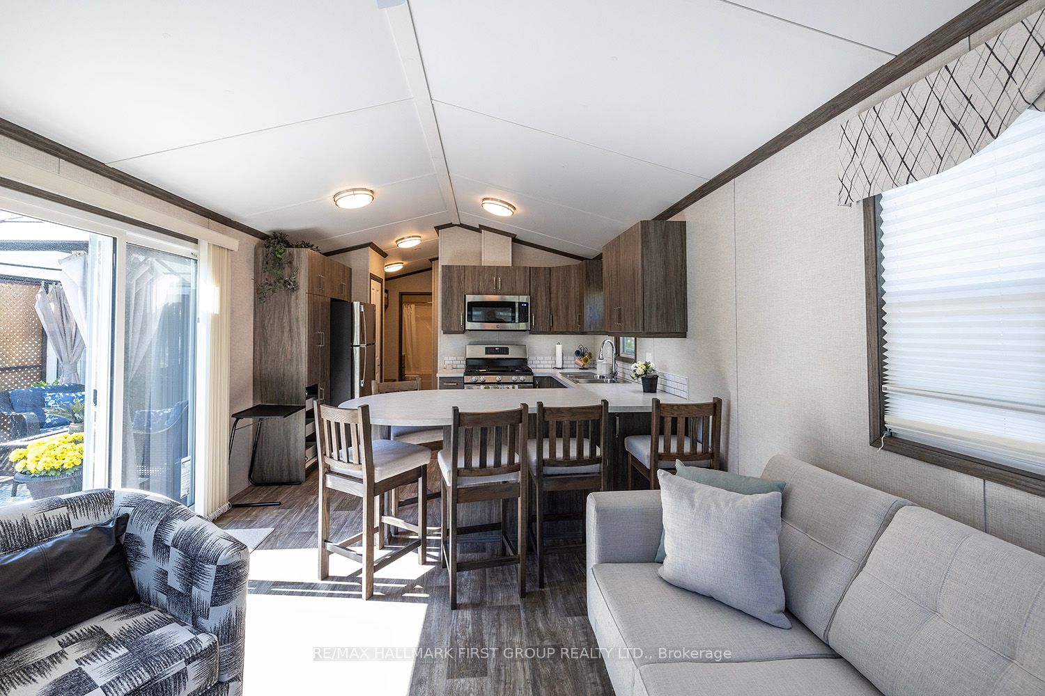 225 Platten Boulevard, #338