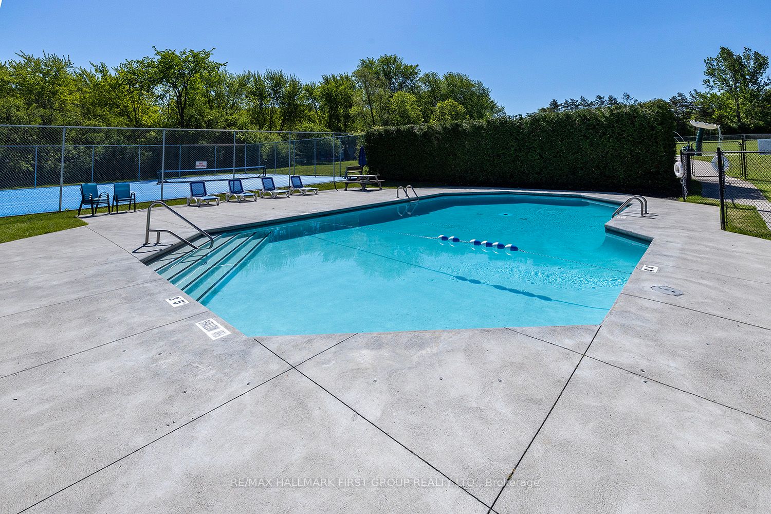 225 Platten Boulevard, #338