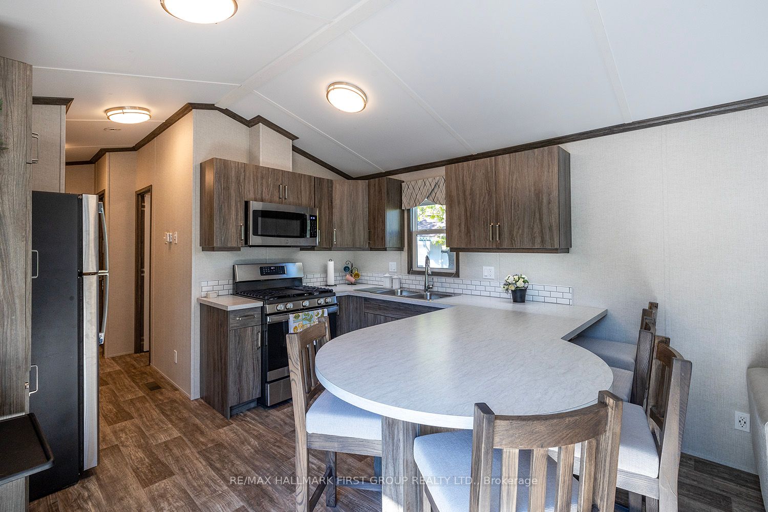 225 Platten Boulevard, #338