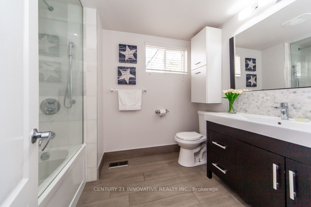 135 Queensbury Avenue