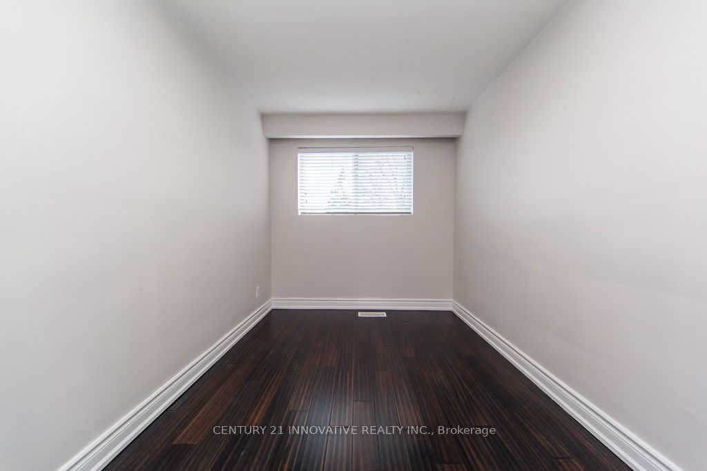 135 Queensbury Avenue