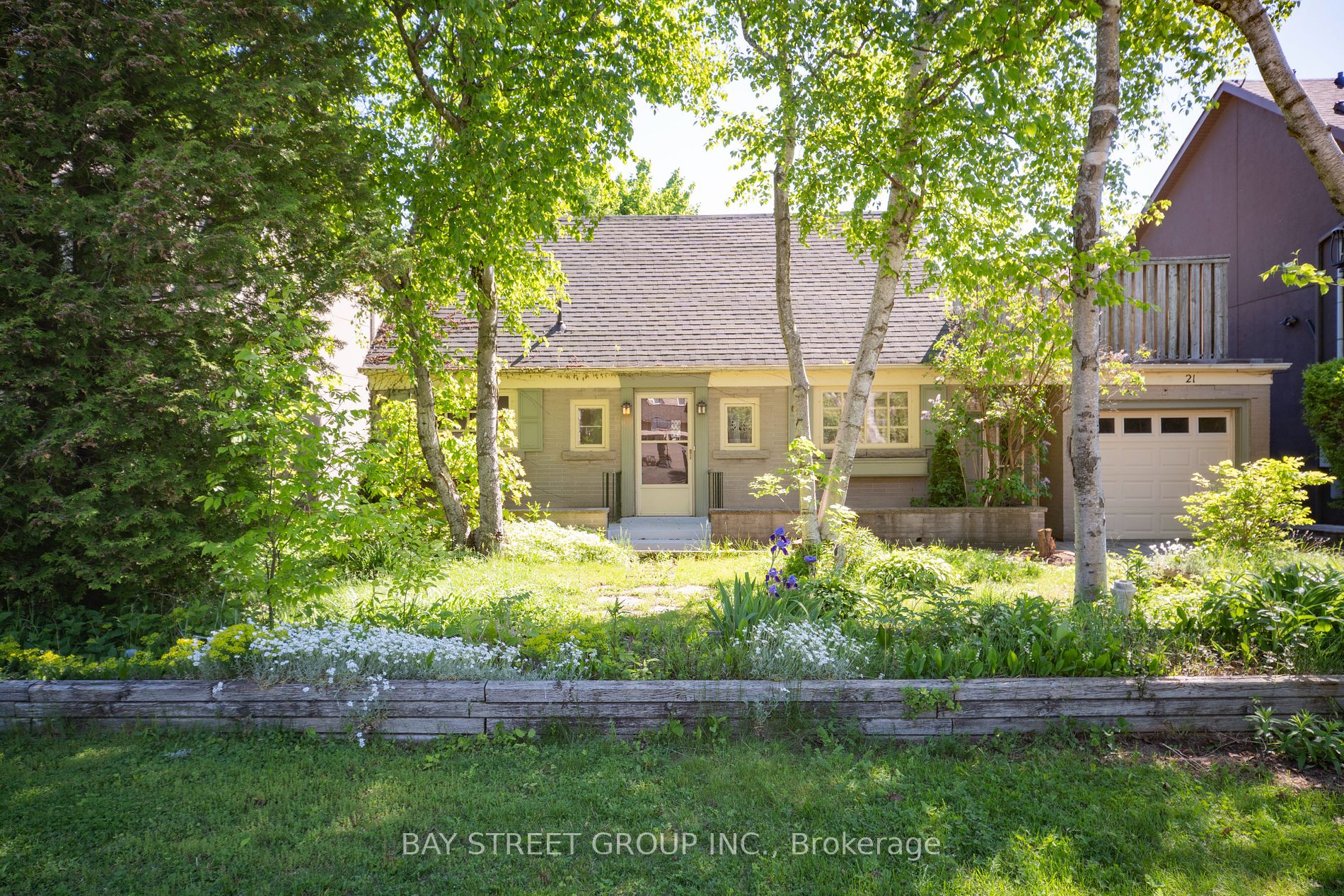 21 Fenwood Heights