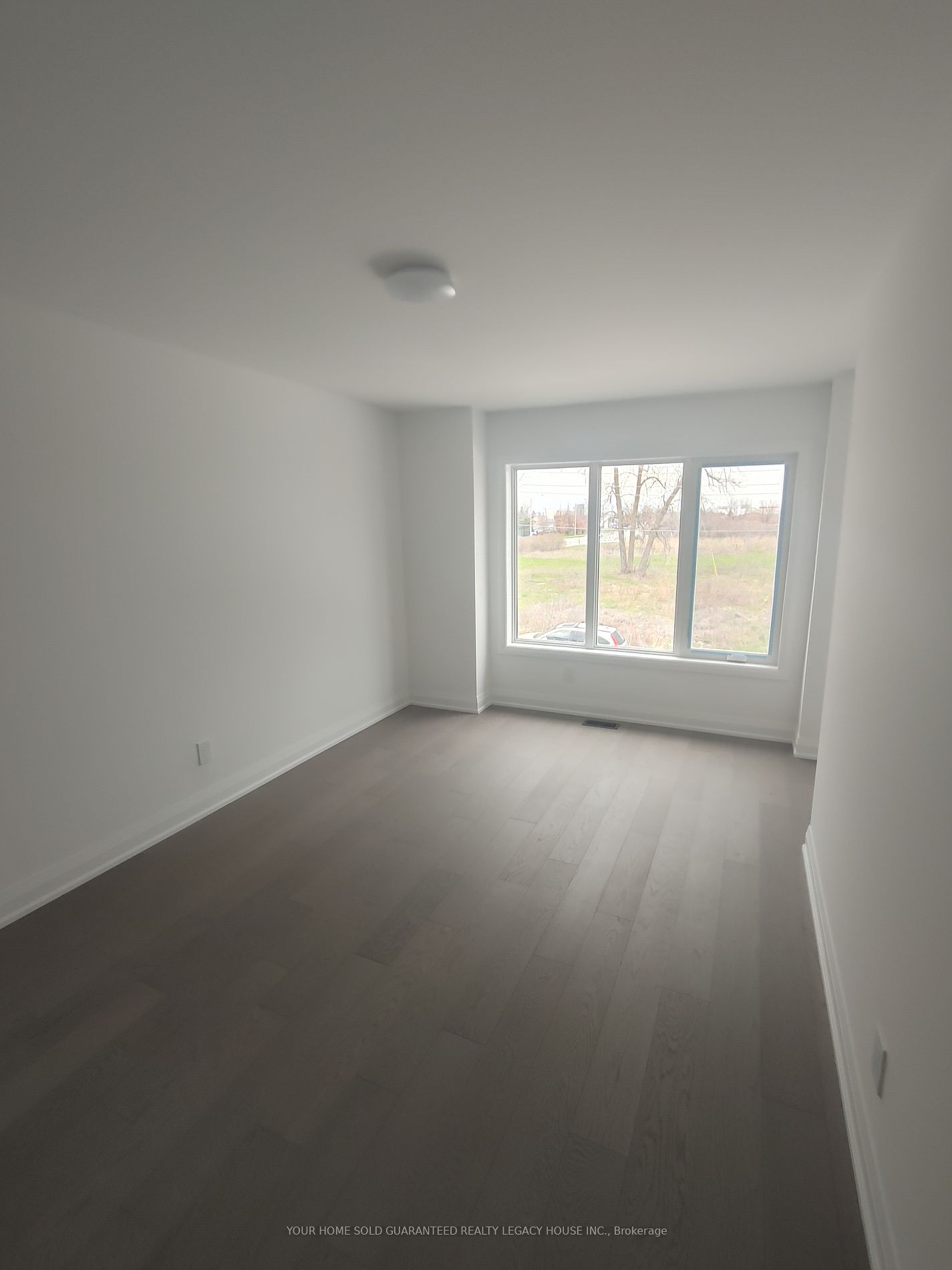 93 Chelliah Crt