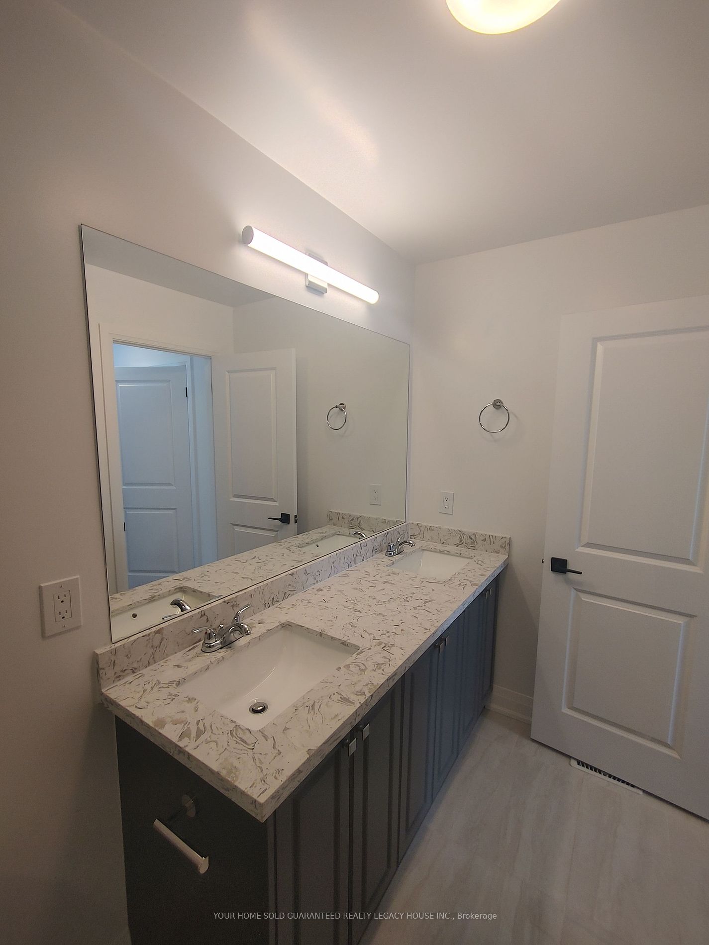 93 Chelliah Crt