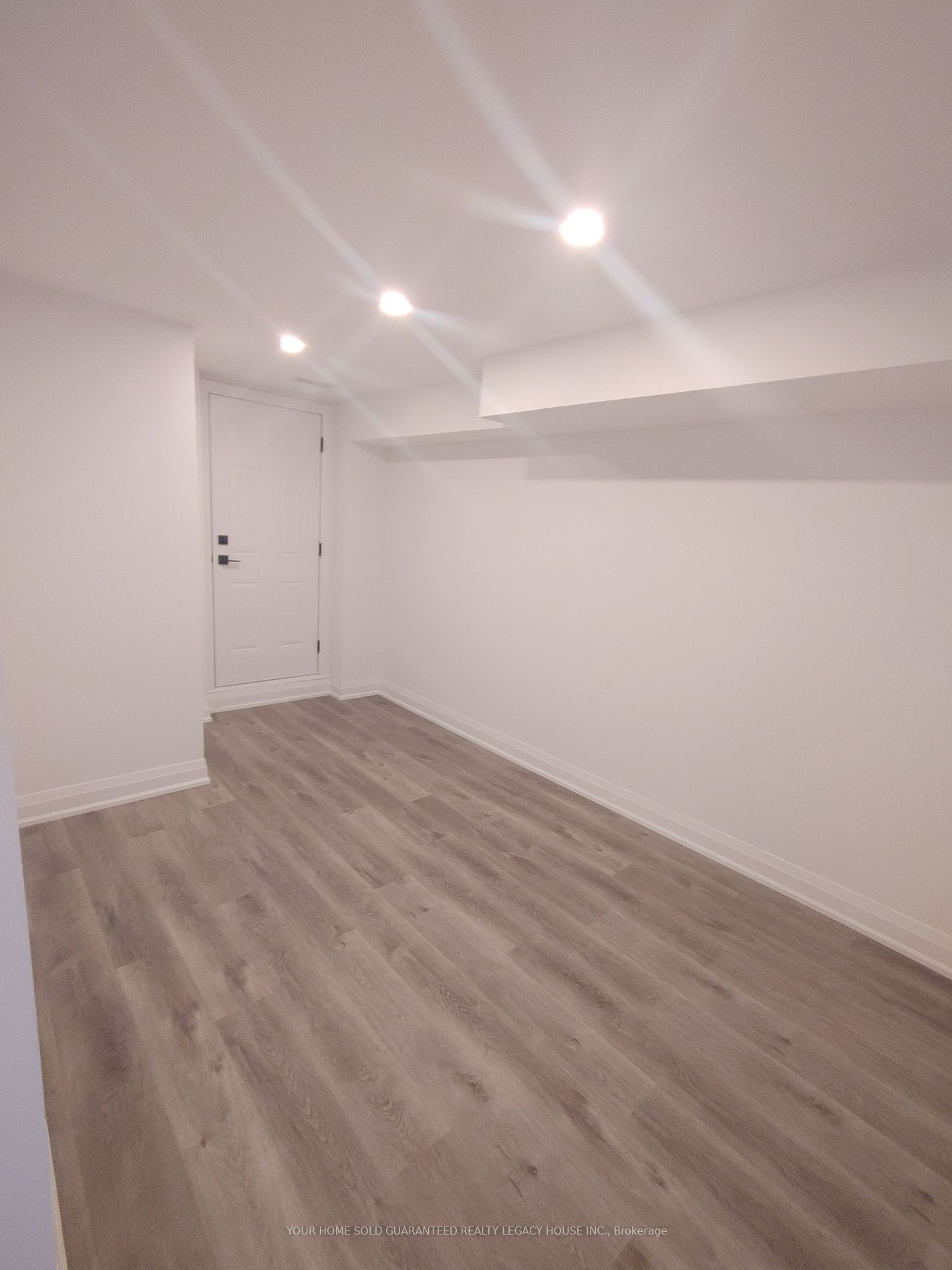 93 Chelliah Crt