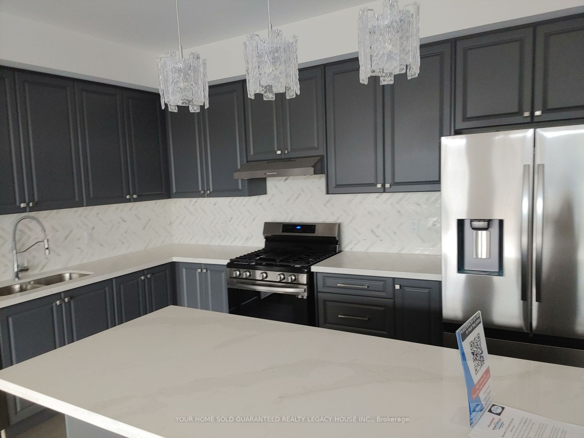 93 Chelliah Crt