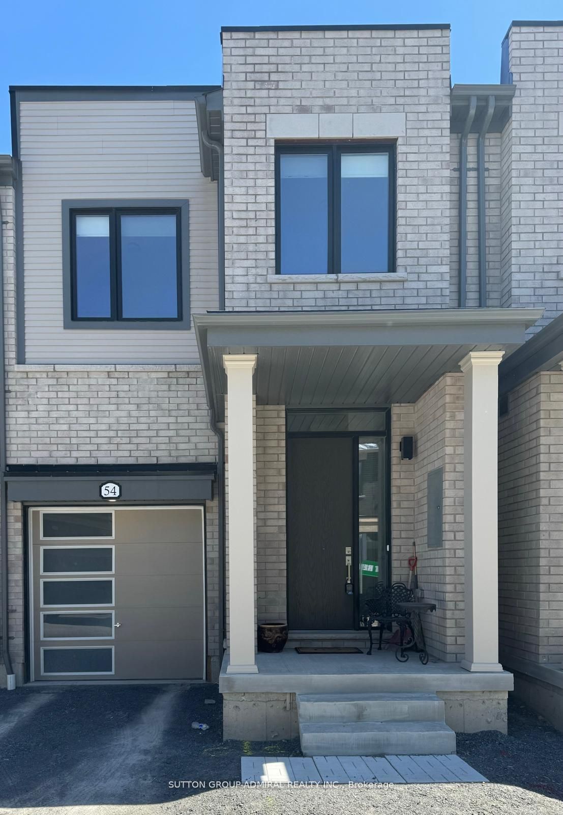 54 Sorbara Way