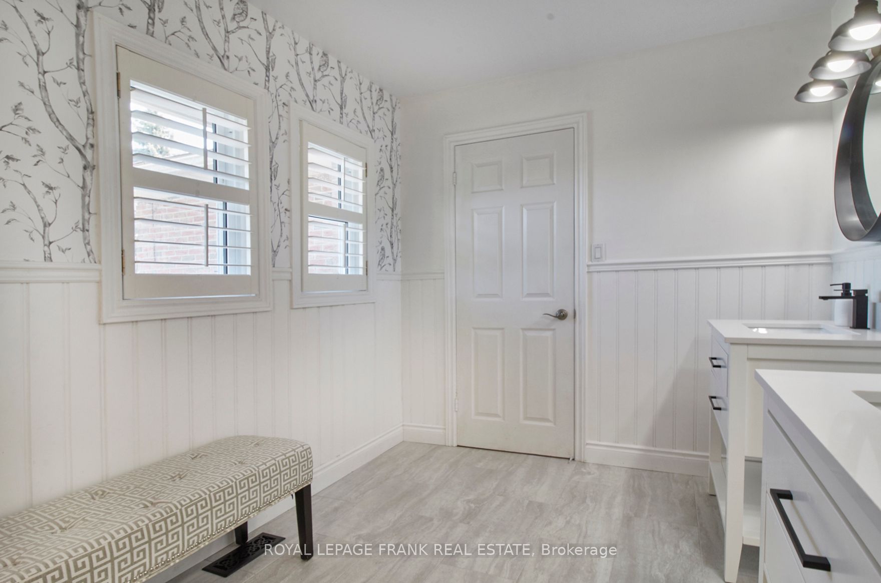 572 Fralicks Beach Rd