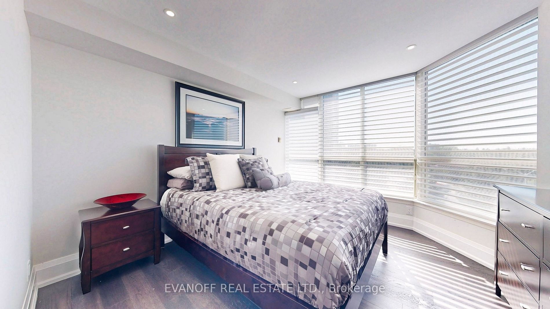 20 Guildwood Pkwy, #714
