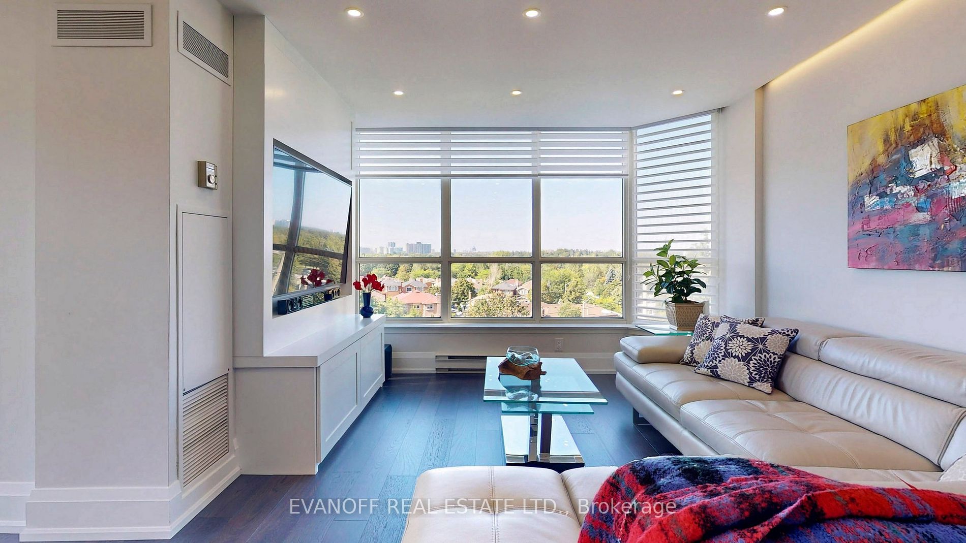 20 Guildwood Pkwy, #714