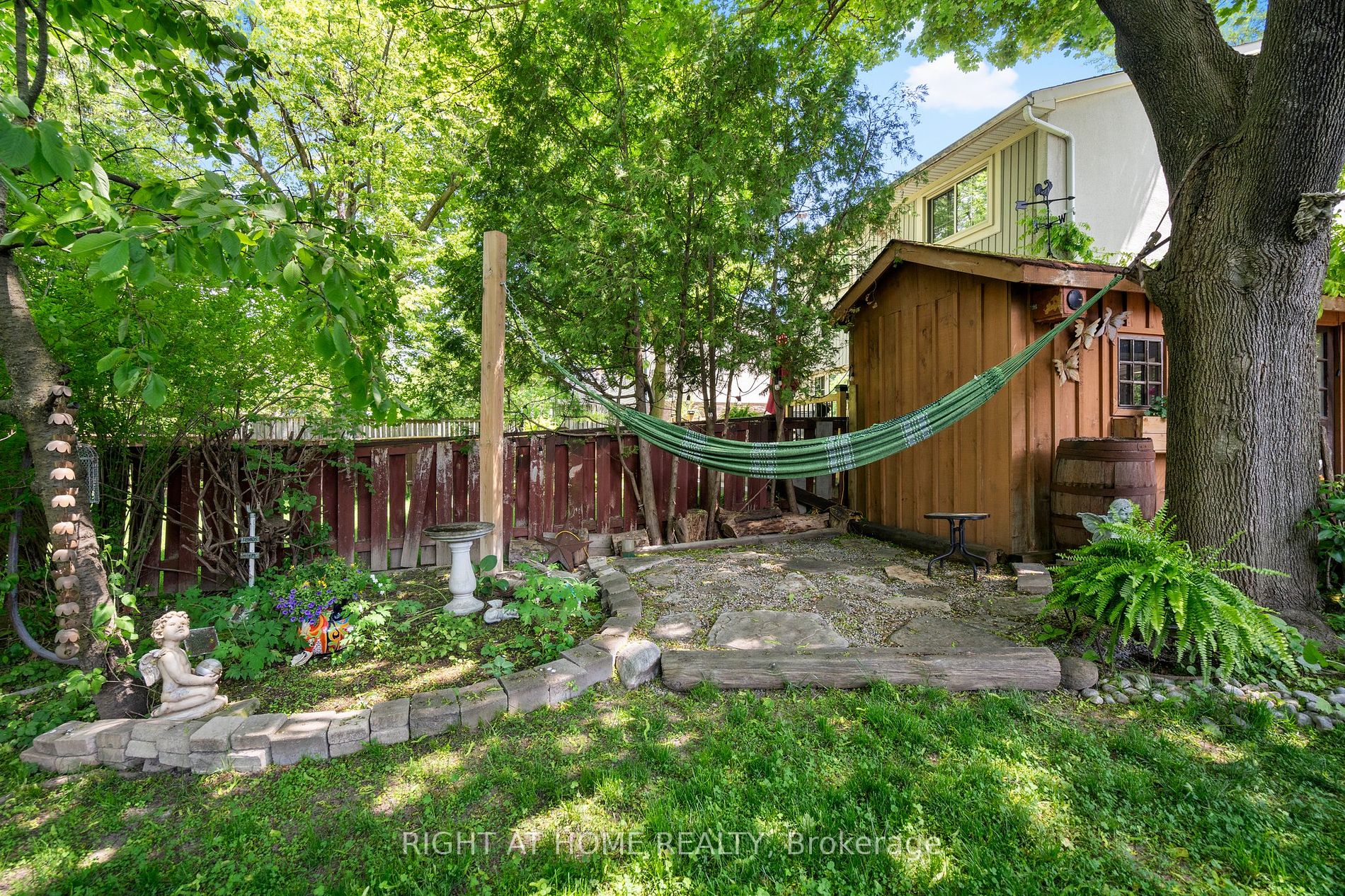 33 Harrison Court