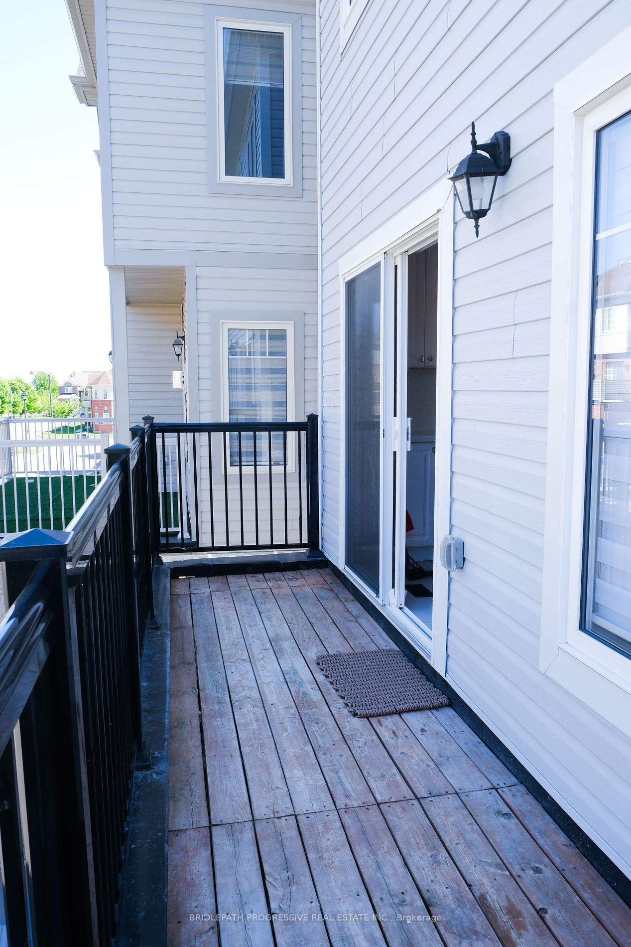 17 Devineridge Avenue