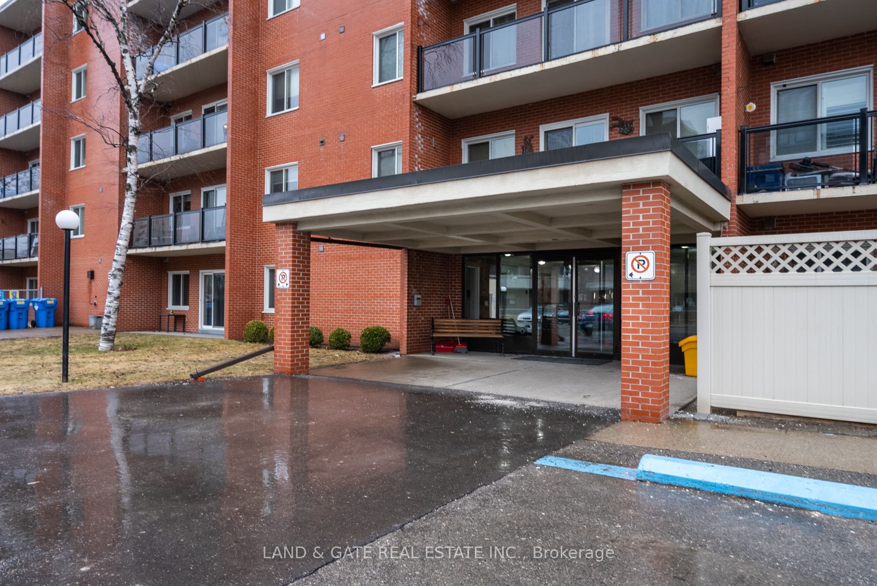 131 Taunton Road E #201