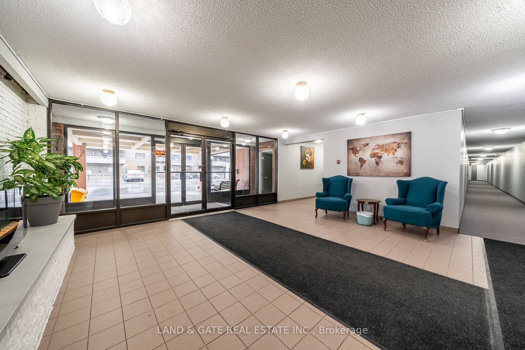 131 Taunton Road E #201